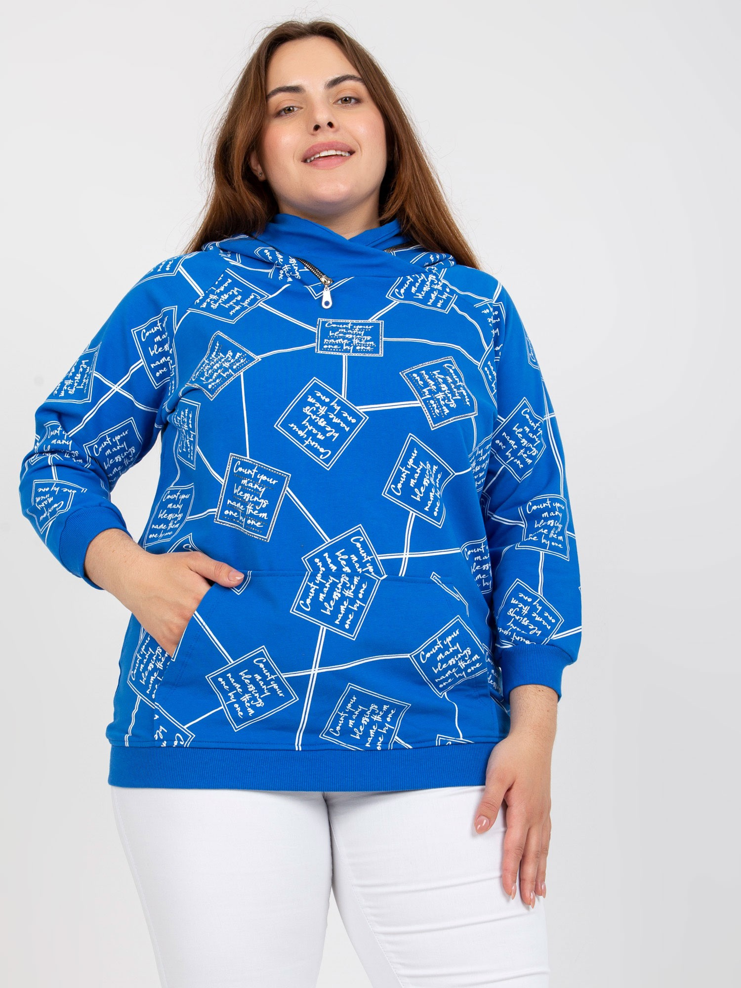 Modrá mikina s kapucňou a potlačou RV-BL-7566.69P-dark blue Veľkosť: ONE SIZE