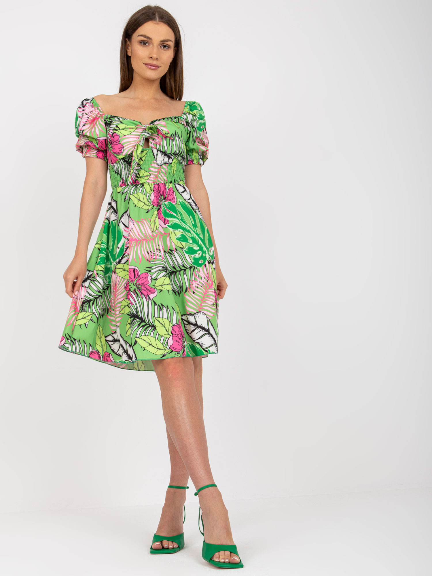 Zelené vzorované letné šaty -DHJ-SK-15836.51-green Veľkosť: ONE SIZE