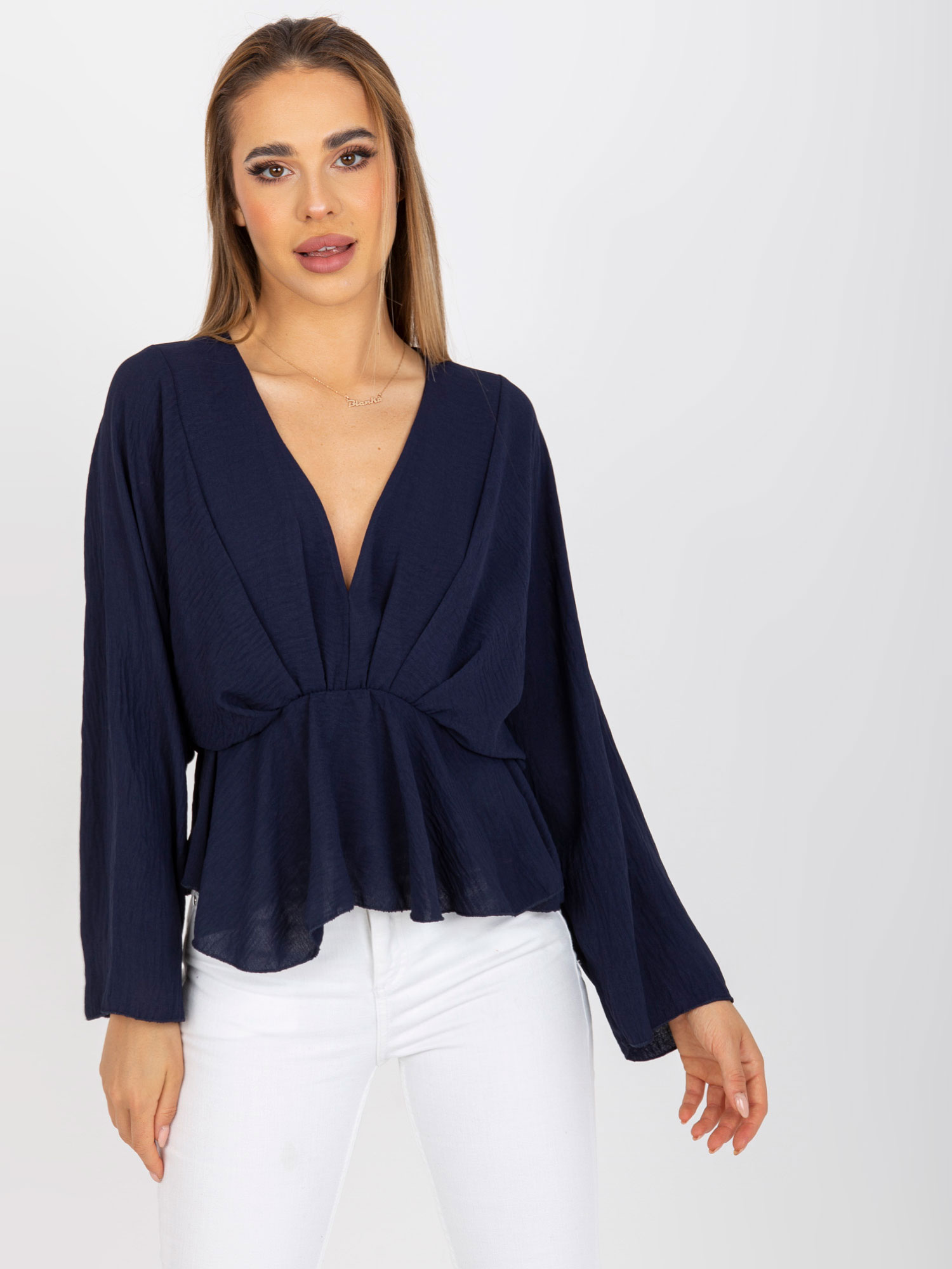 TMAVOMODRÁ BLÚZKA RAQUEL V "KIMONO" STRIHU DHJ-BZ-11979.67-DARK BLUE Veľkosť: ONE SIZE