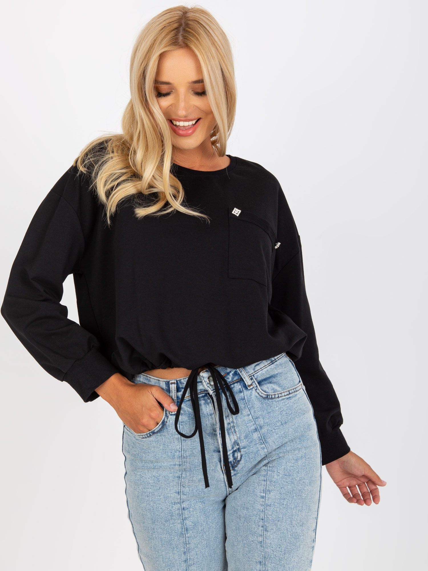 Čierna mikina s viazaním v páse -RV-BL-8066.32P-black Veľkosť: S/M