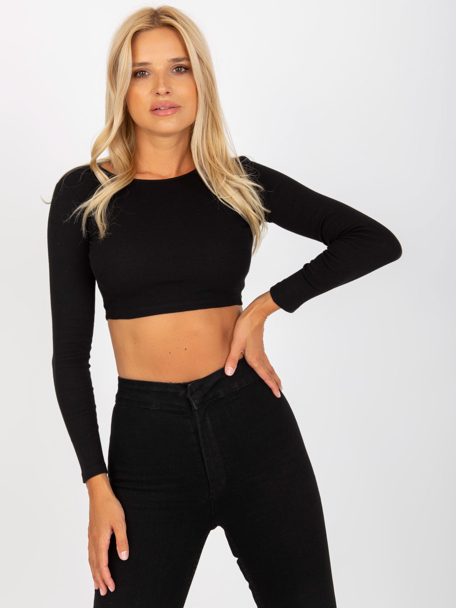 Čierny crop top s holým chrbtom -RV-BZ-8010.82-black Veľkosť: S