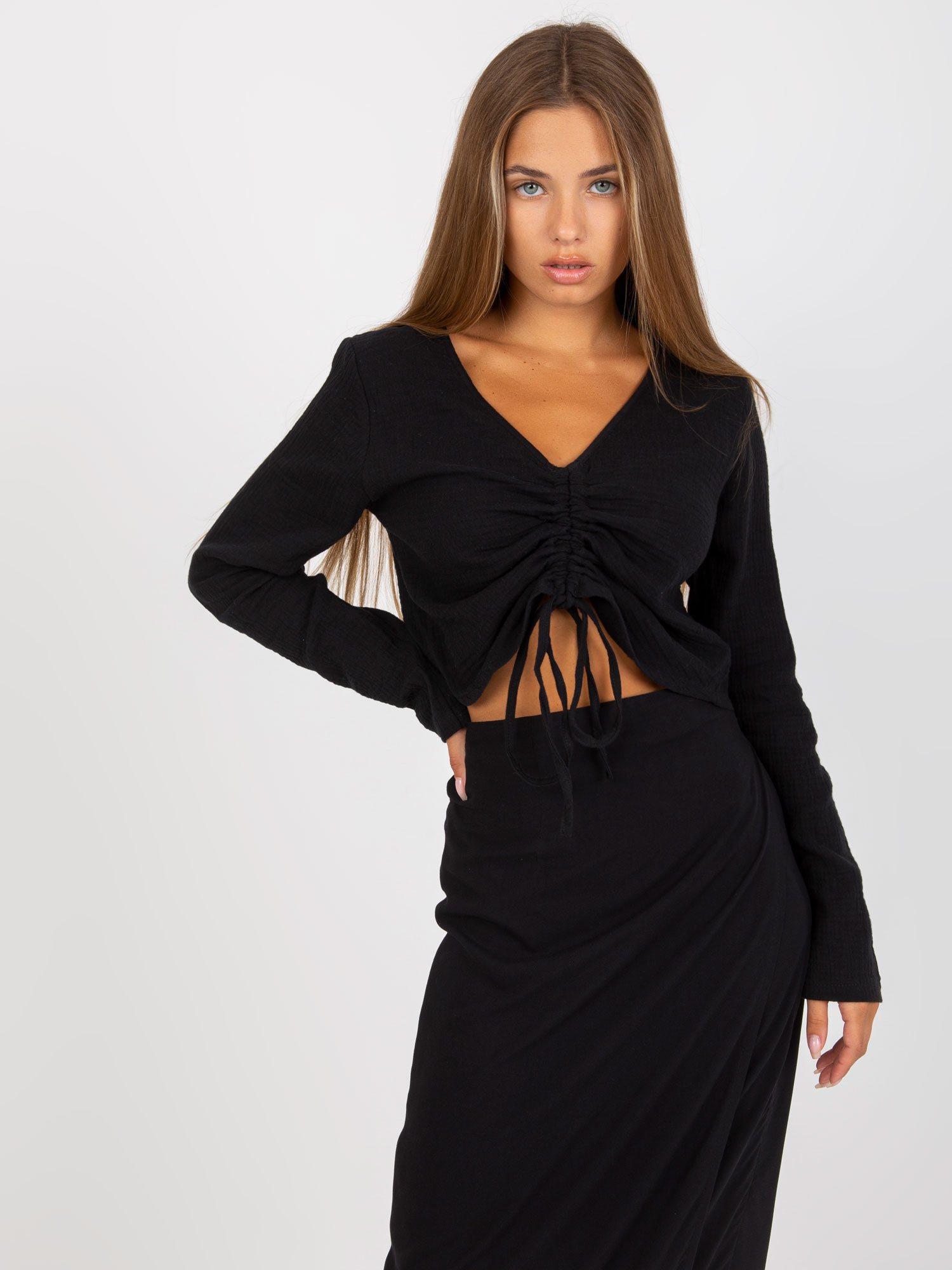 Čierne dámske tričko s riasením D70031F11106A6-black Veľkosť: L/XL