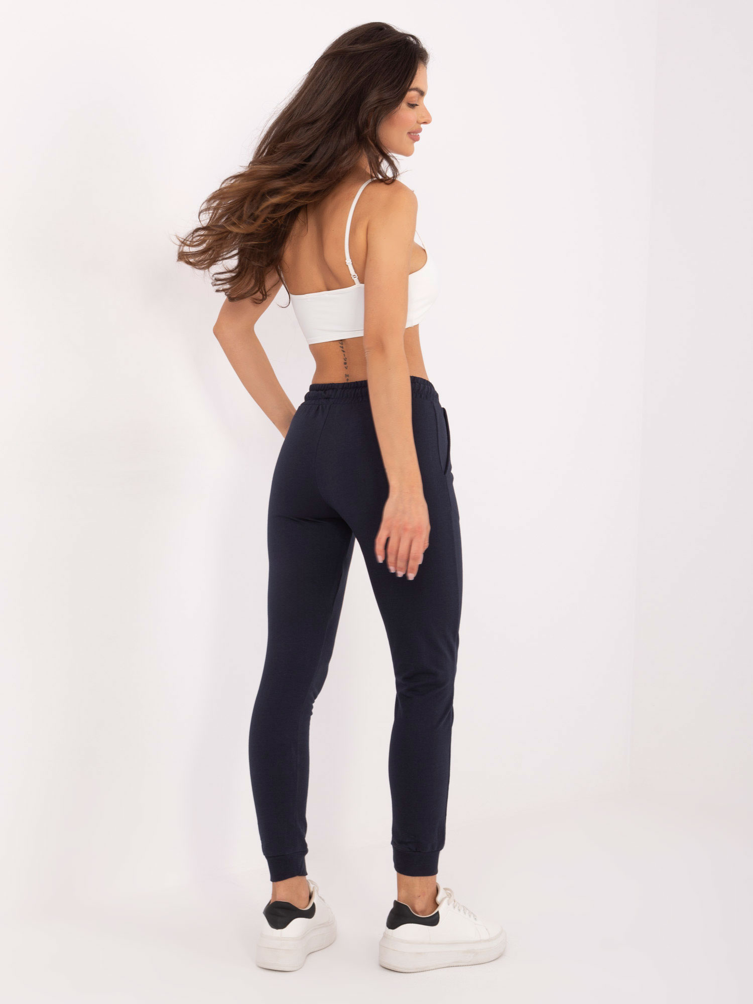 Tmavomodré štýlové tepláky B-006.58-dark blue Veľkosť: M