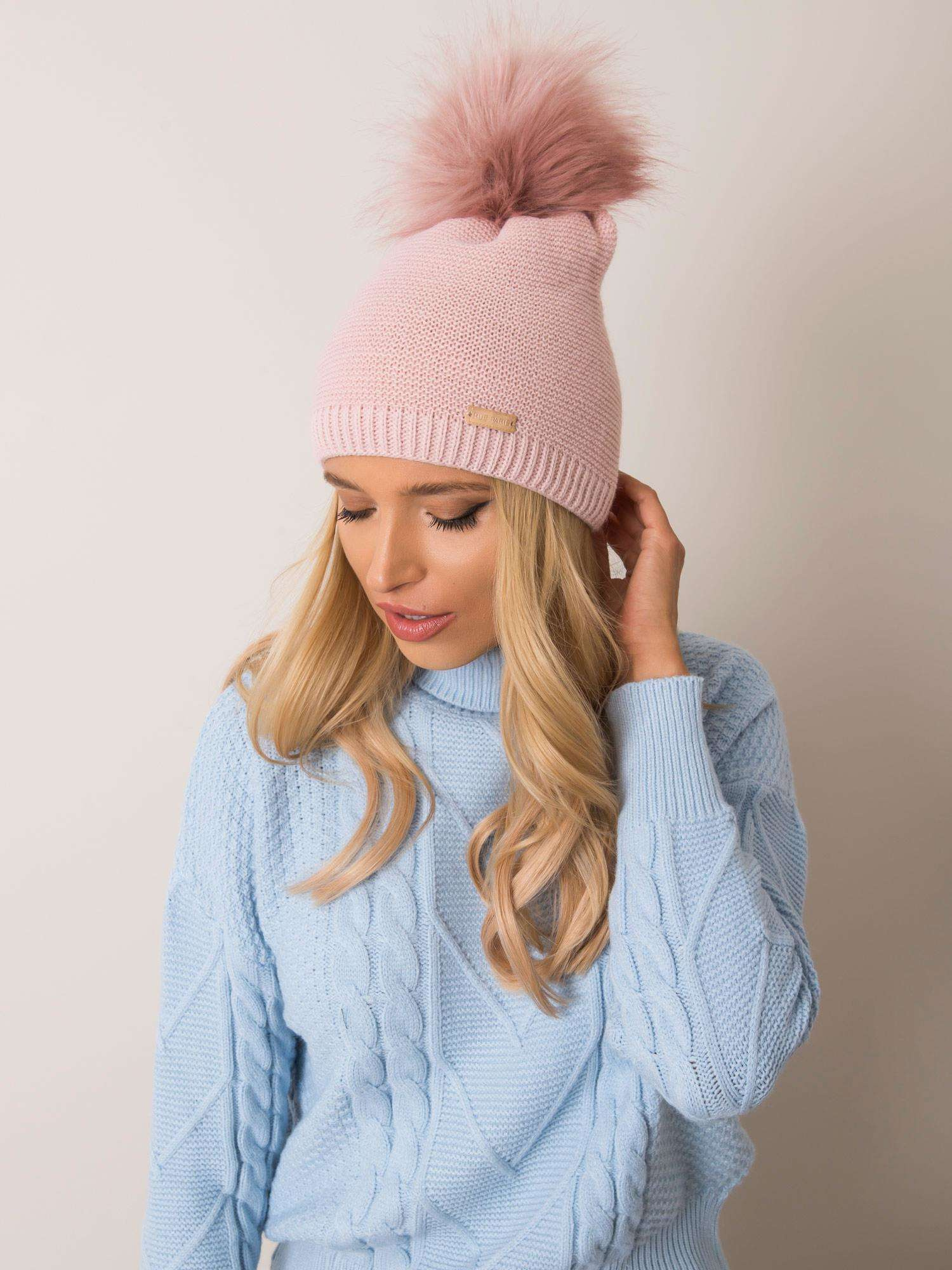 Ružová dámska čiapka s brmbolcom JK-CZ-11.69-pink Veľkosť: ONE SIZE