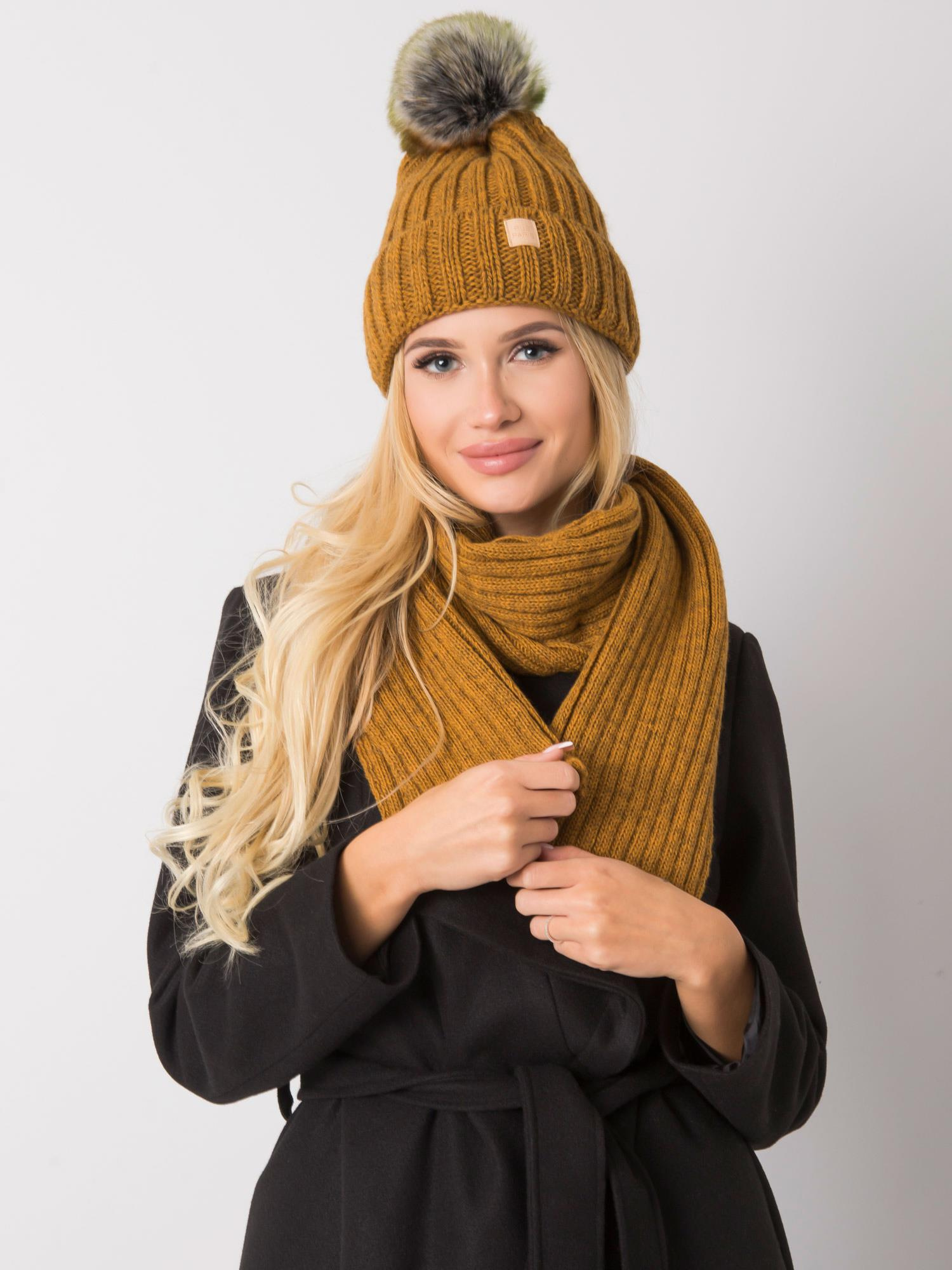 Horčicový pletený komplet čiapky a šály JK-KMPL-7-1.40X-mustard yellow Veľkosť: ONE SIZE