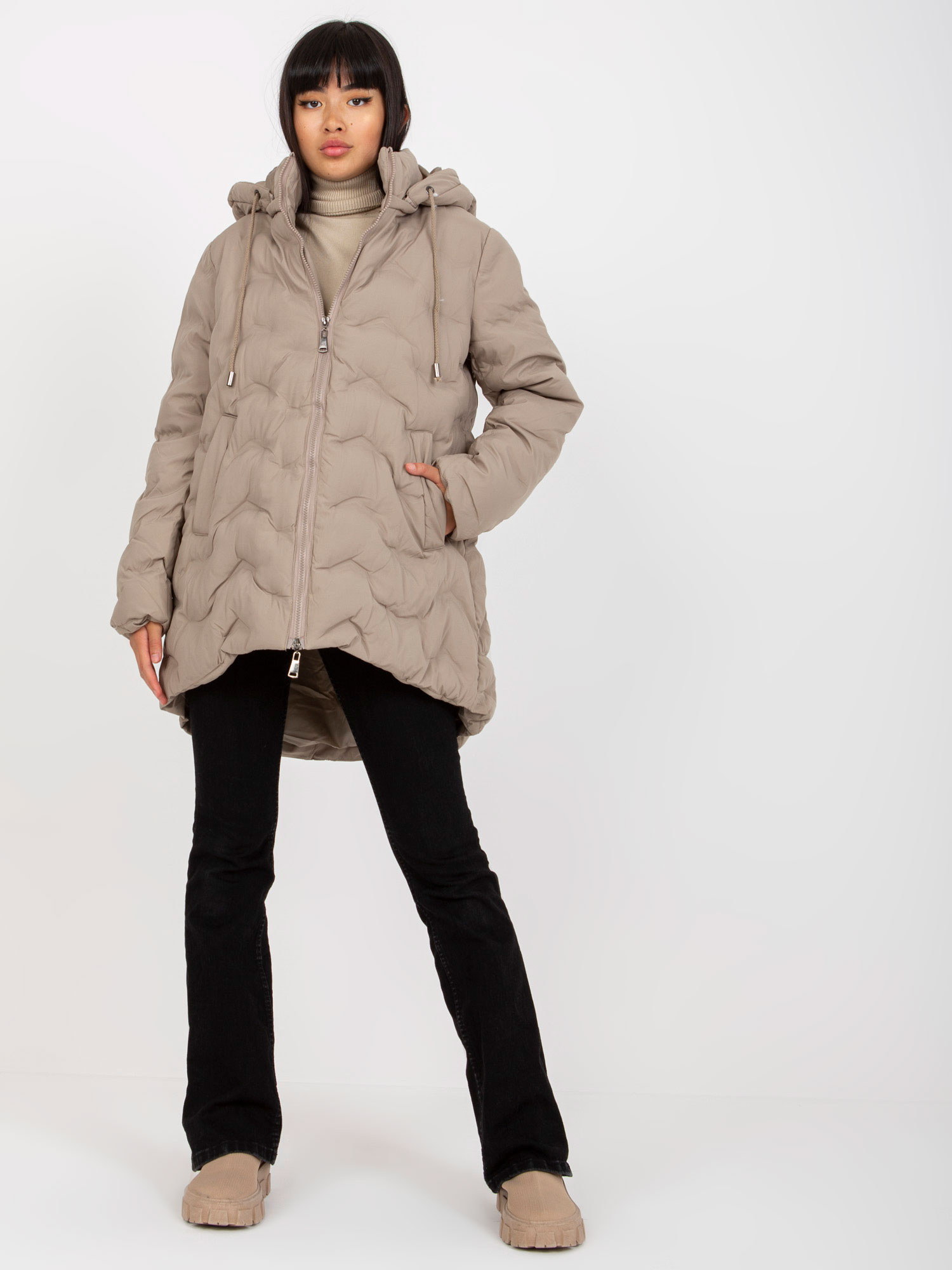 Béžová dlhá prešívaná bunda -NM-KR-P22-6632-62.00P-beige Veľkosť: M