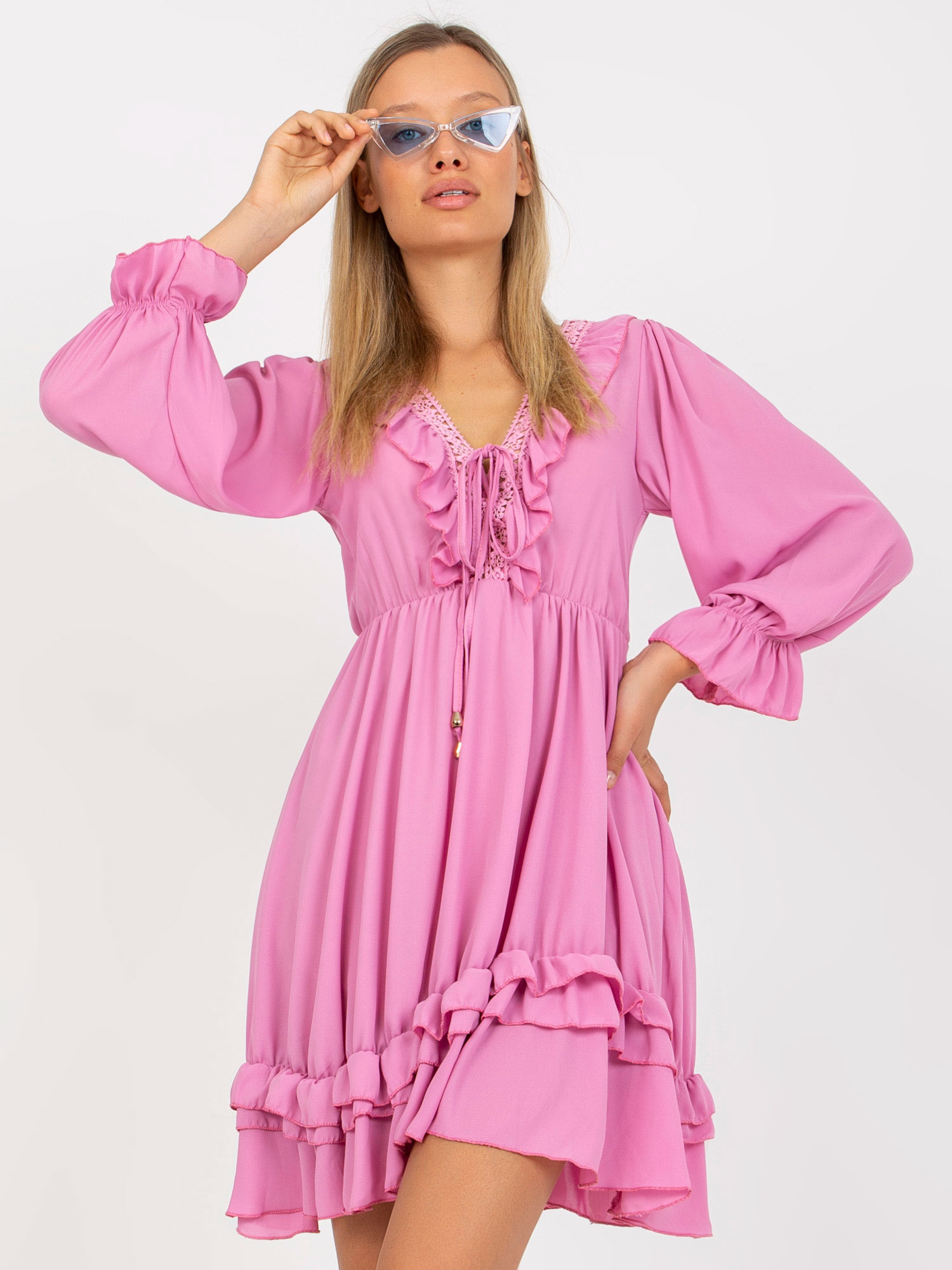 Ružové minišaty s volánom v boho štýle -TW-SK-BI-0761.92-pink Veľkosť: ONE SIZE