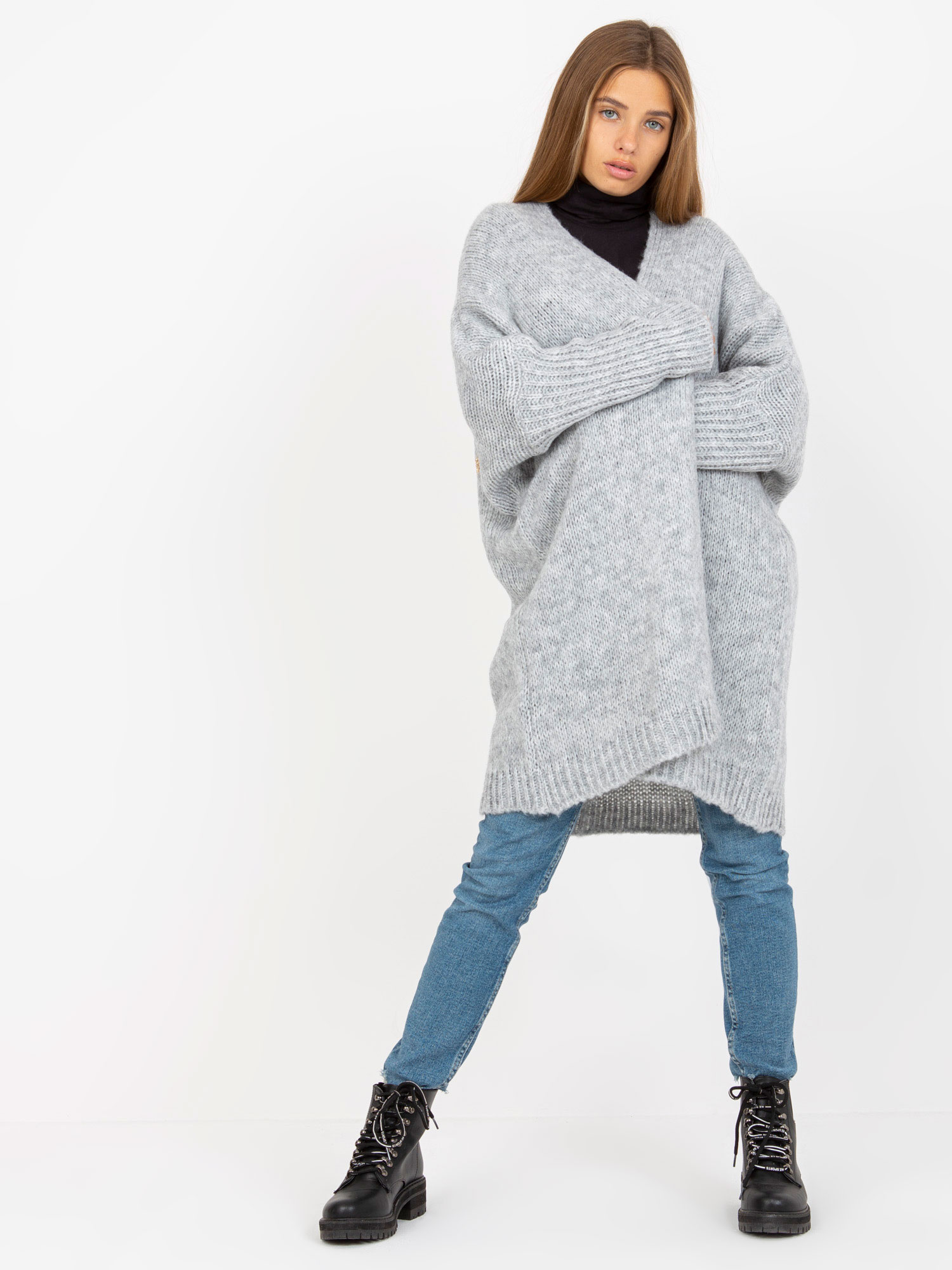 Sivý kardigan s nápisom na chrbte -TW-SW-BI-M2201.87-grey Veľkosť: ONE SIZE