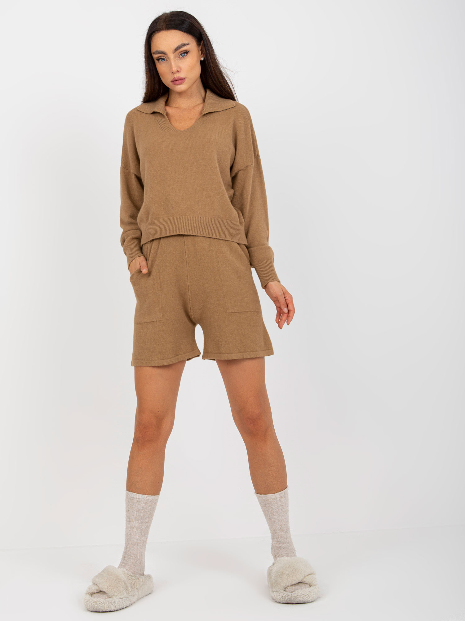 Svetlohnedá krátka súprava kraťasov a svetra EM-KMPL-20375.23-camel Veľkosť: ONE SIZE