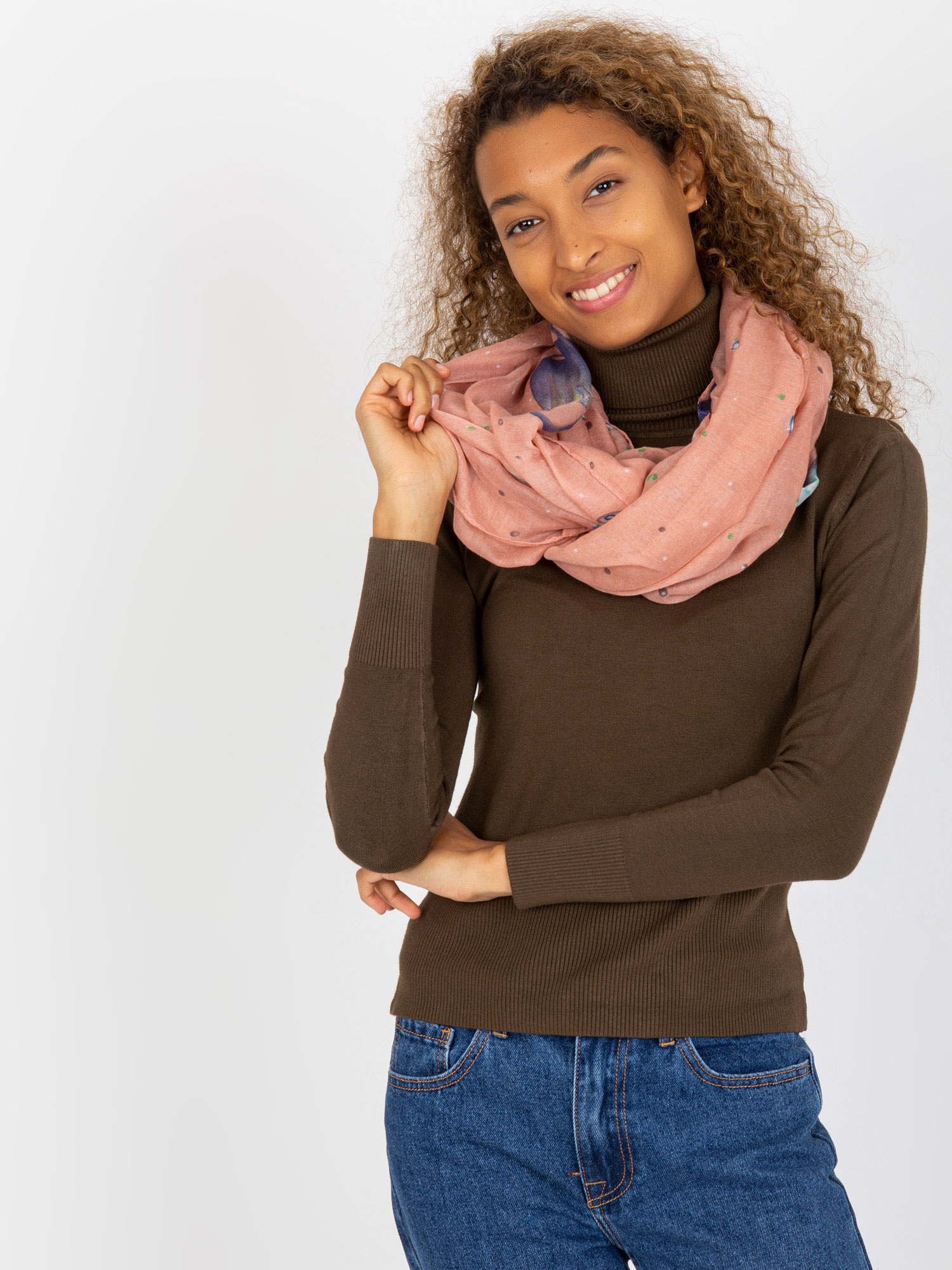 Svetloružová šatka s kozmickým vzorom AT-KM-TS06.32P-light pink Veľkosť: ONE SIZE