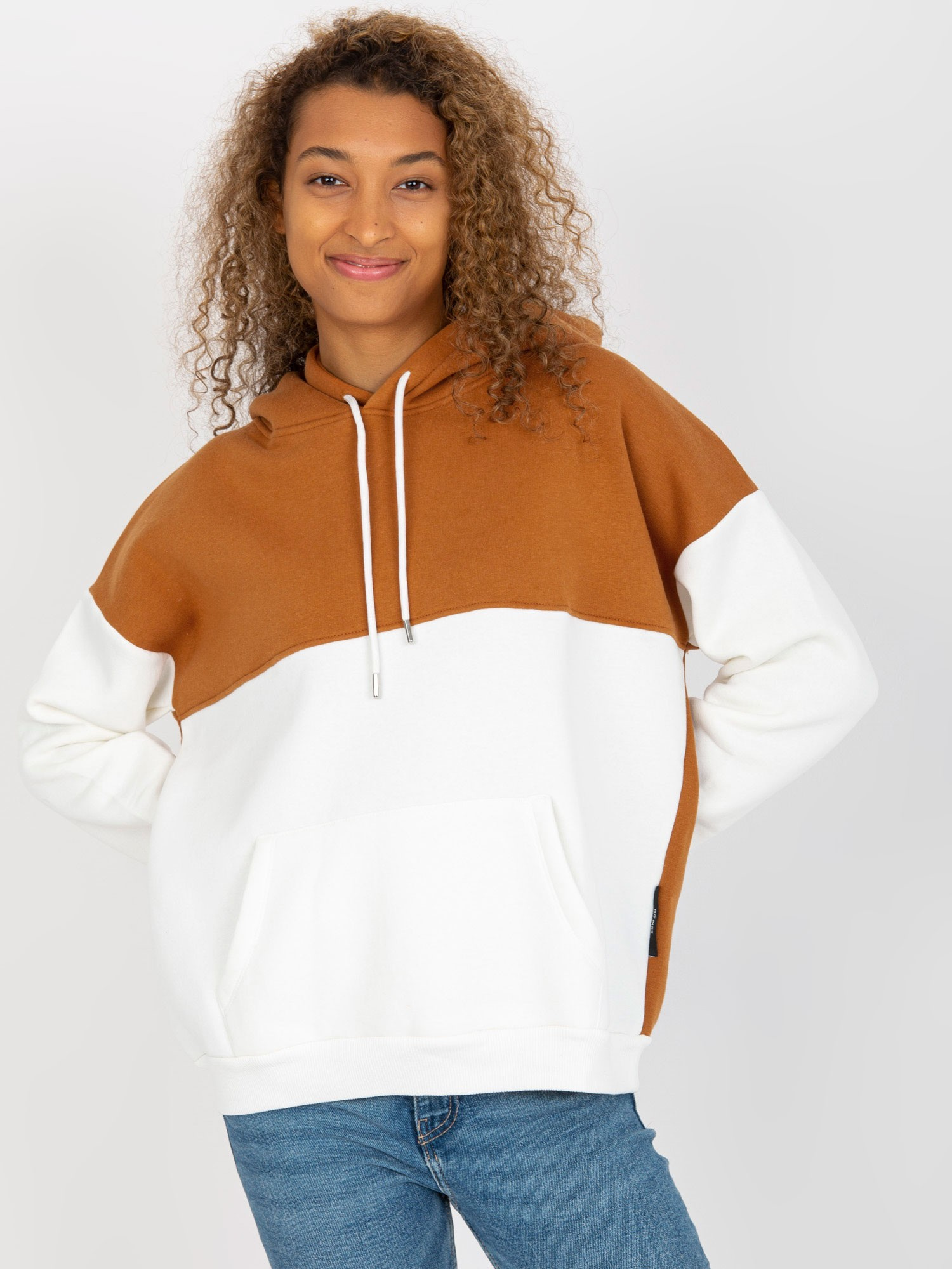 Hnedo-smotanová mikina s kapucňou AP-BL-AP-3001.98P-light brown Veľkosť: S