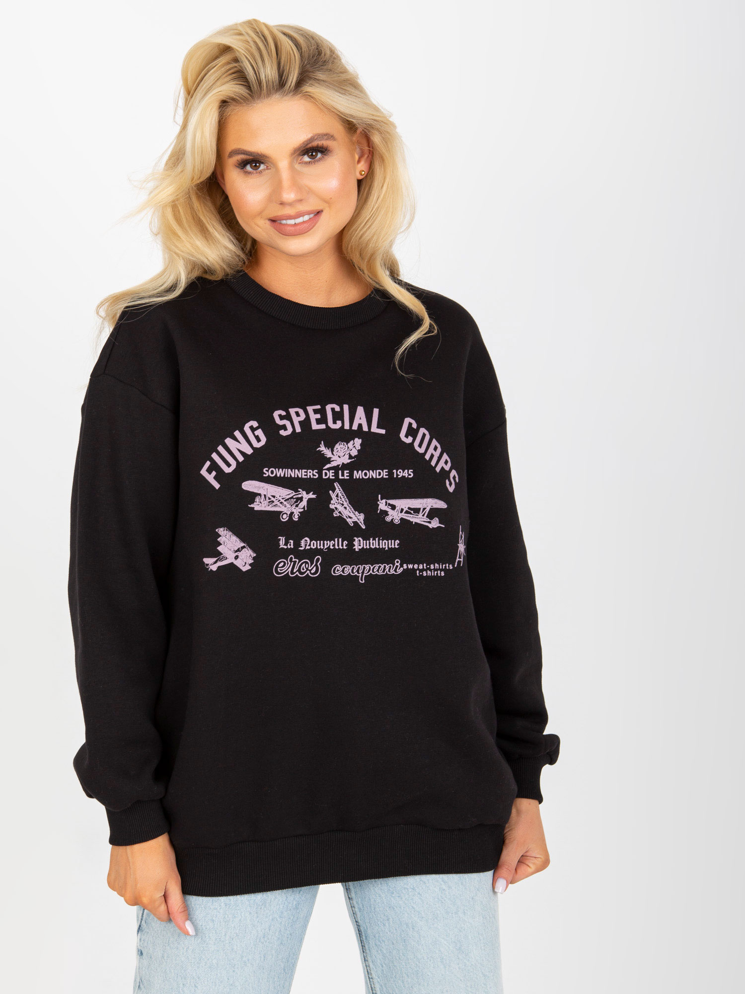 Čierna mikina s potlačou bez kapucne FA-BL-8138.23-black Veľkosť: ONE SIZE