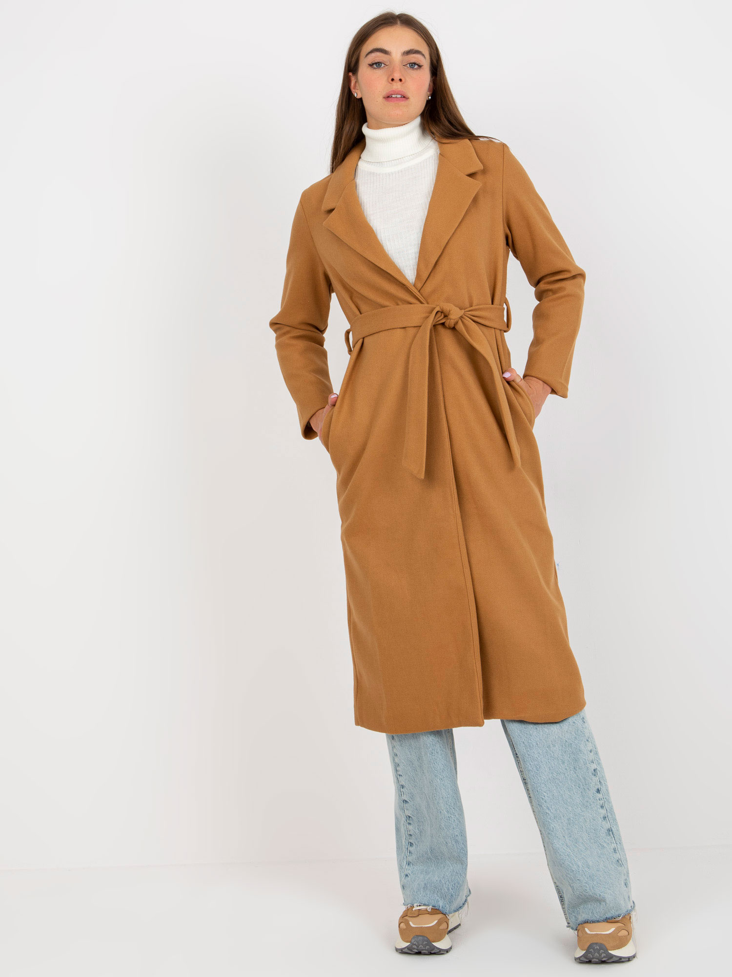 Klasický svetlohnedý dlhý kabát TW-PL-BI-5312.32-light brown Veľkosť: ONE SIZE