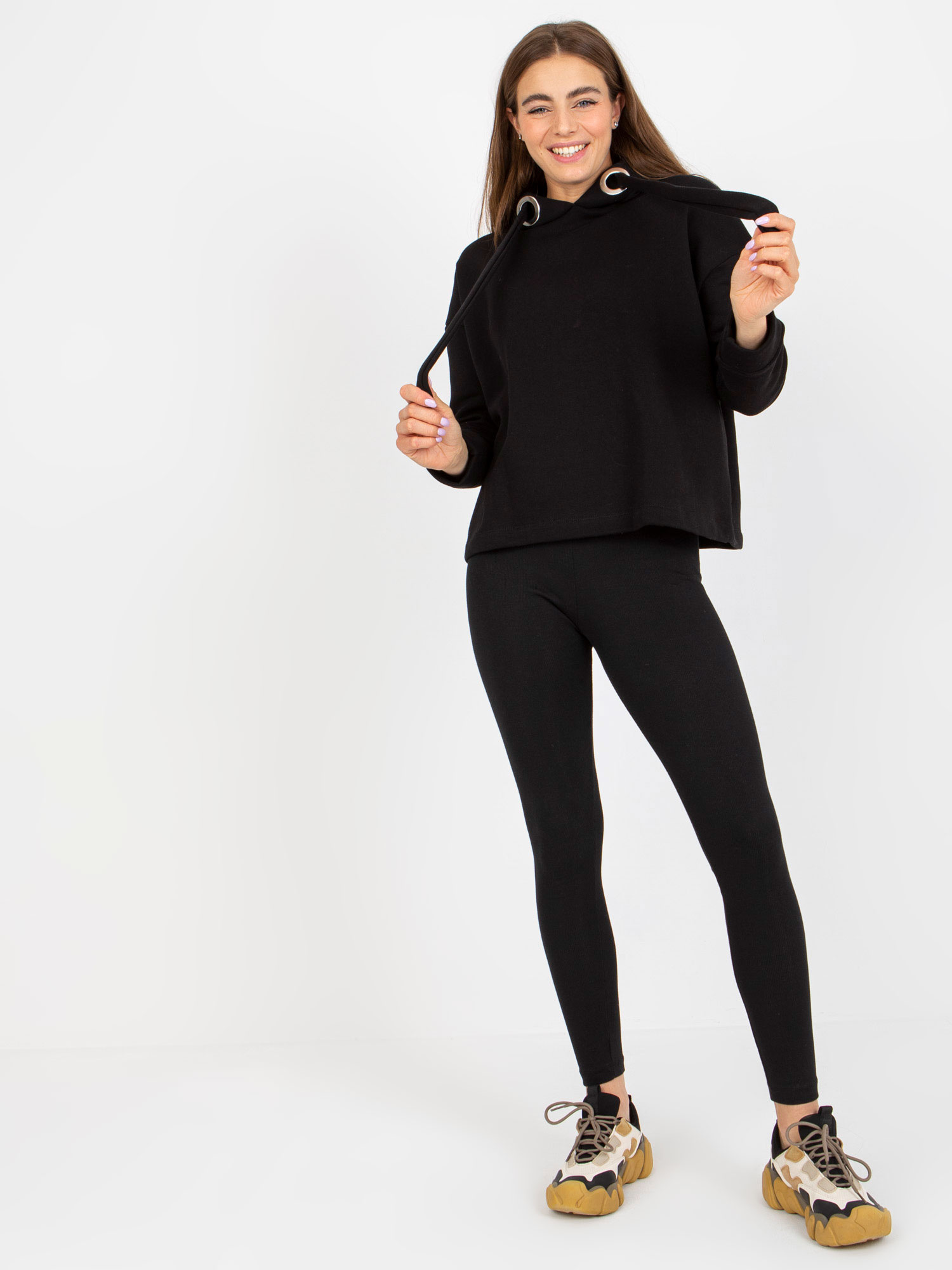 Čierna dámska tepláková súprava -FA-KMPL-8214.31P-black Veľkosť: L/XL