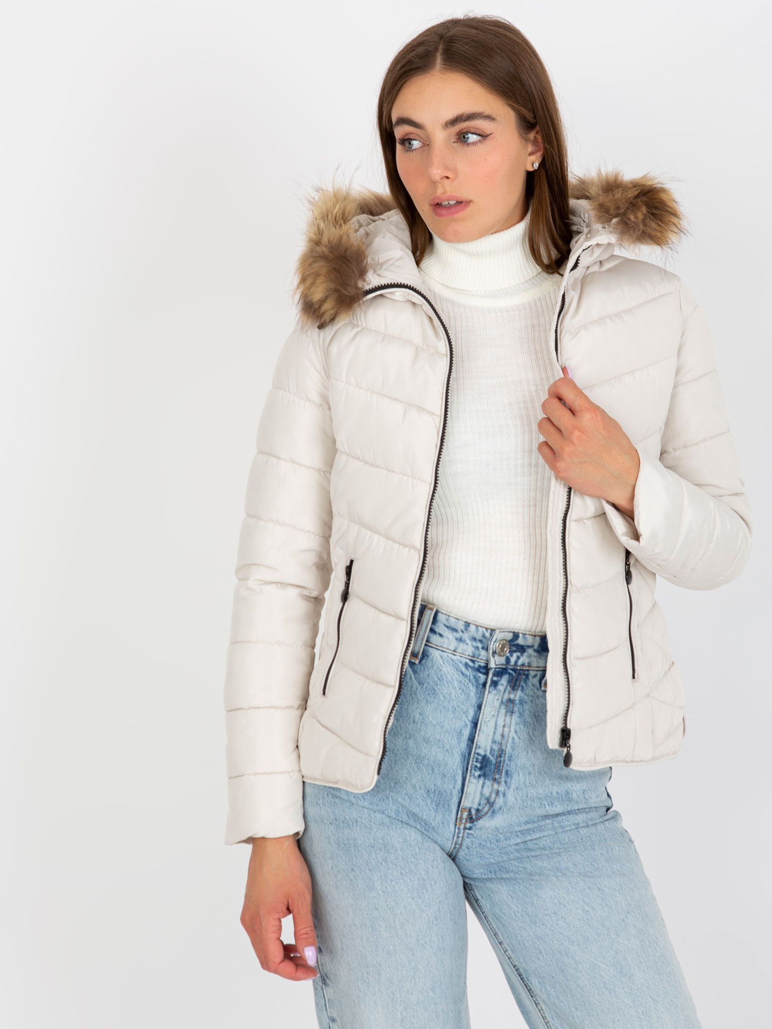Biela krátka prešívaná bunda -NM-KR-P22-6627.18P-white Veľkosť: S