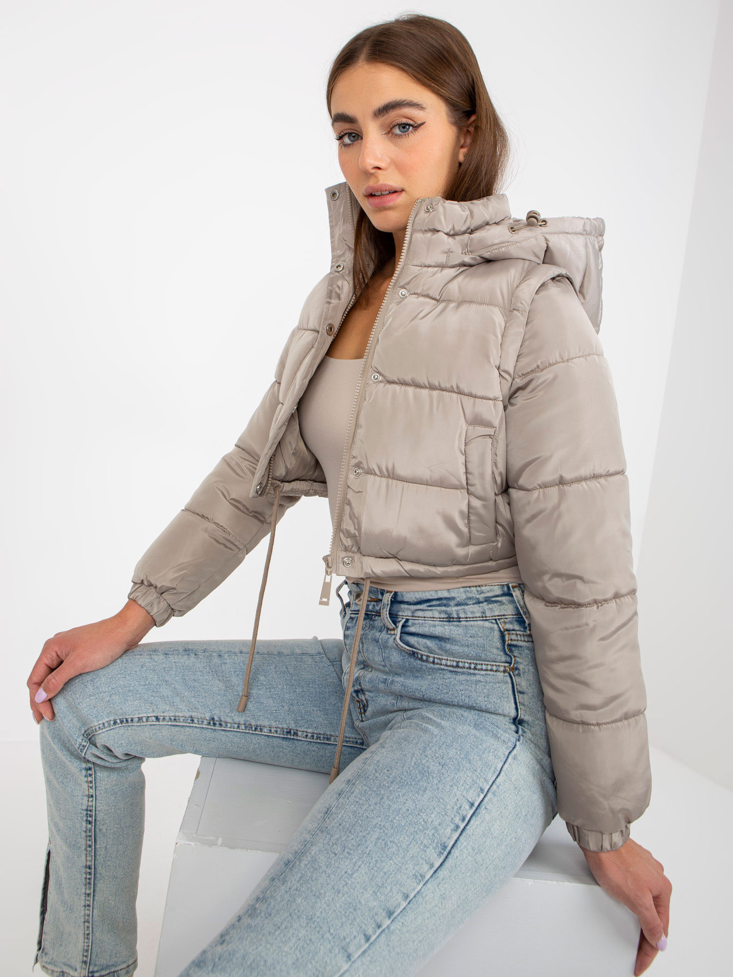 Tmavobéžová prešívaná crop vesta/bunda -NM-KR-D2-3869.13P-dark beige Veľkosť: 2XL