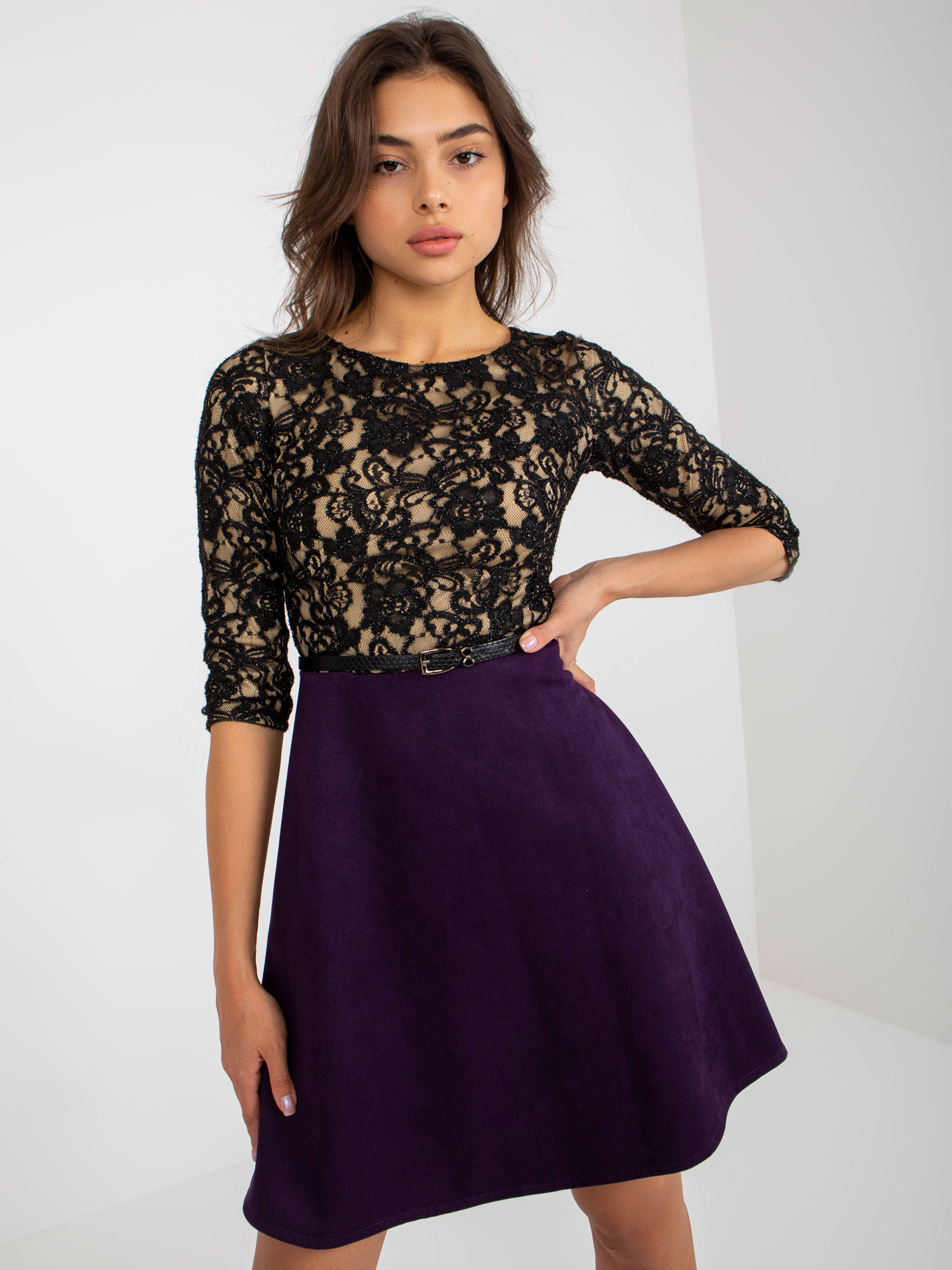 Tmavofialové šaty s čipkovým topom -LK-SK-506582.04P-dark purple Veľkosť: 40