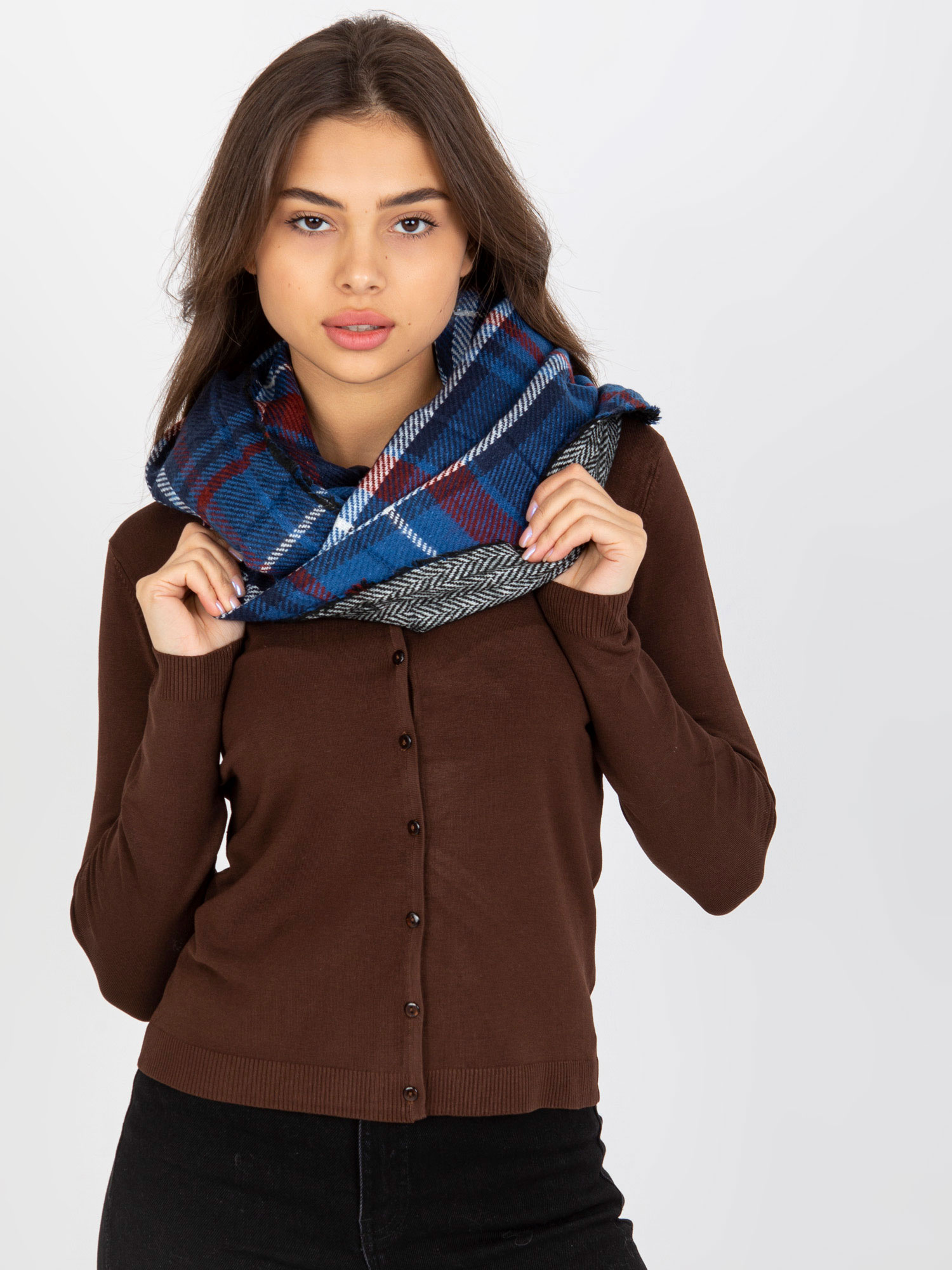 Modrý károvaný šál -AT-KM-1402.20-dark blue Veľkosť: ONE SIZE