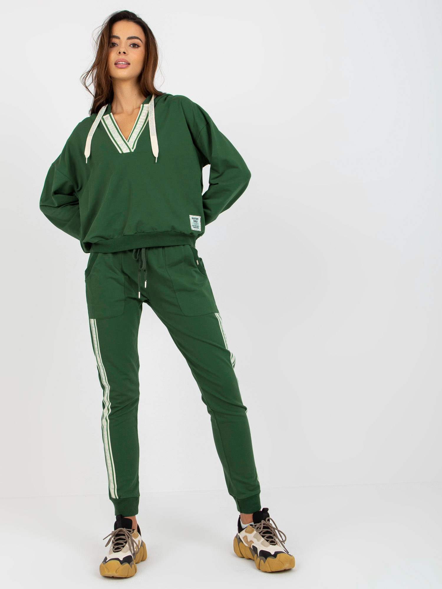 Tmavozelená teplákovka s pruhom -RV-KMPL-8297.52P-dark green Veľkosť: S/M