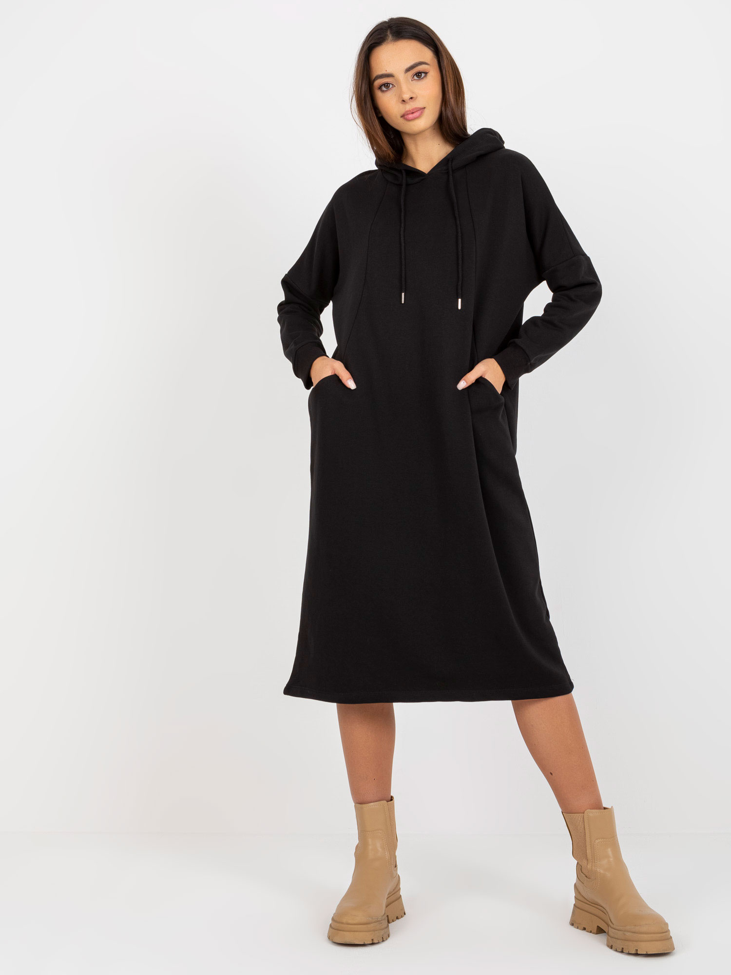 Čierne dlhé mikinové šaty RV-BL-8335.58P-black Veľkosť: ONE SIZE