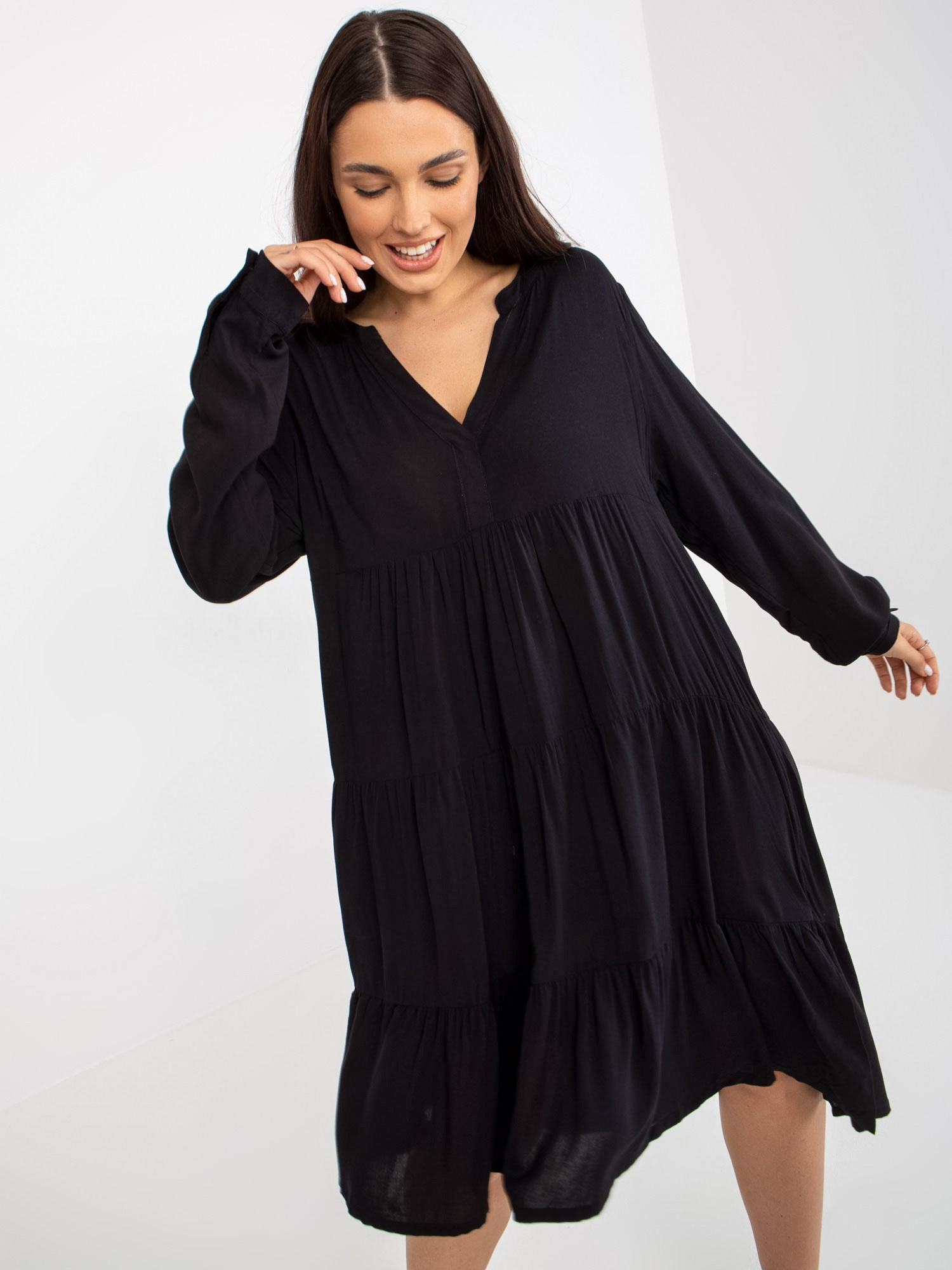 Voľné čierne košeľové šaty -D73761M30361A-black Veľkosť: M