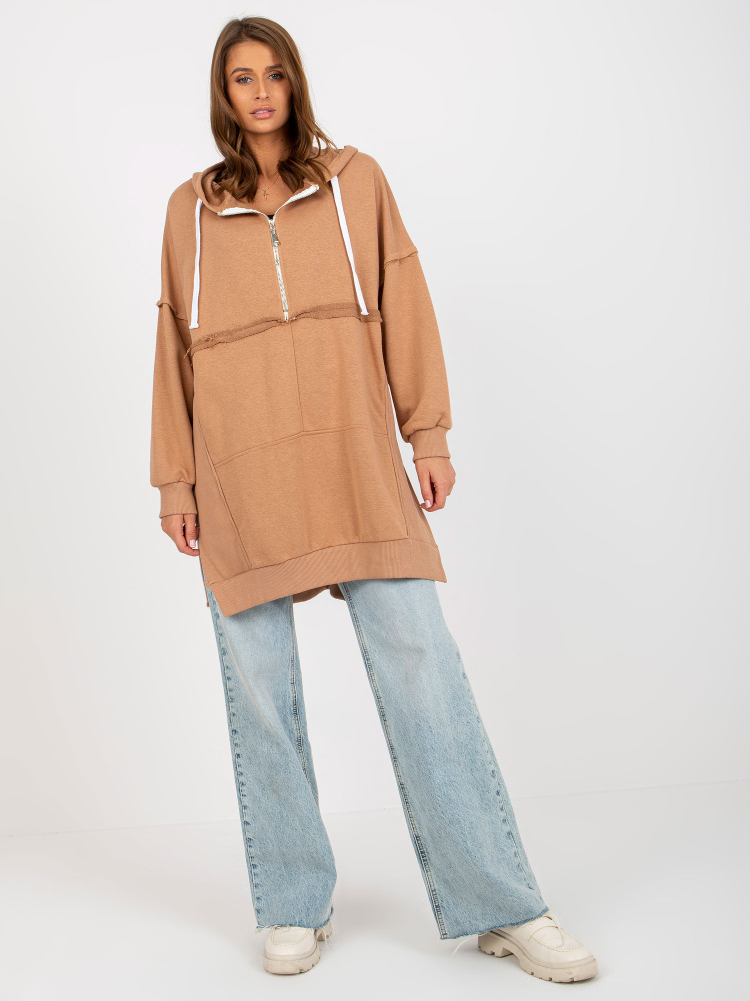 Hnedá dlhá mikina s kapucňou FA-BL-8105.38P-camel Veľkosť: ONE SIZE