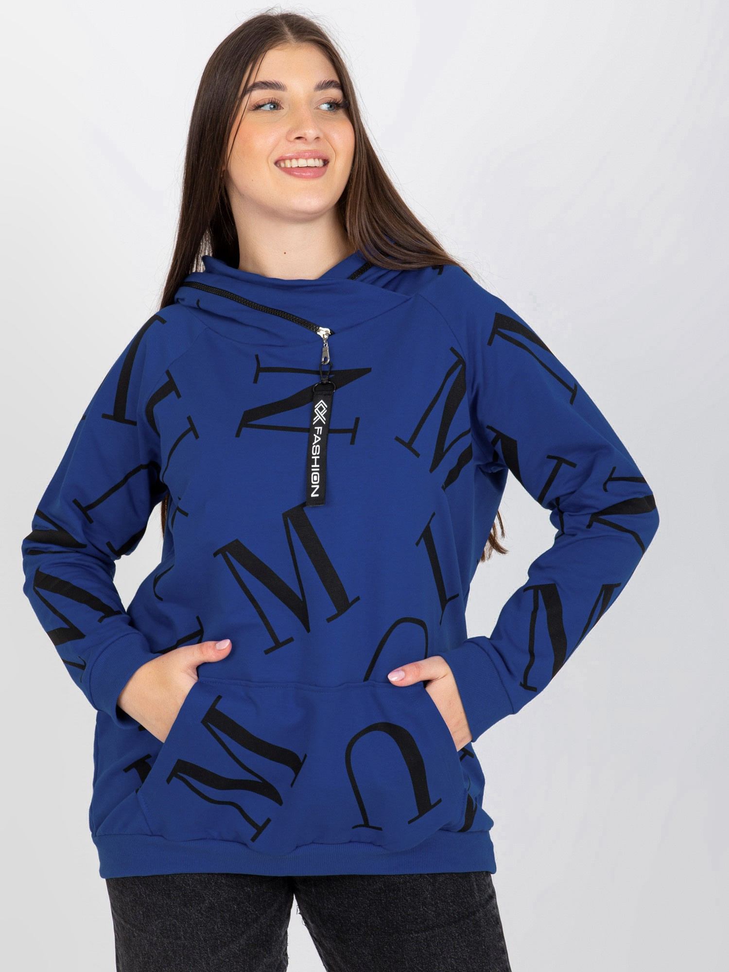 Tmavomodrá mikina s písmenami RV-BL-7268-1.92-dark blue Veľkosť: ONE SIZE
