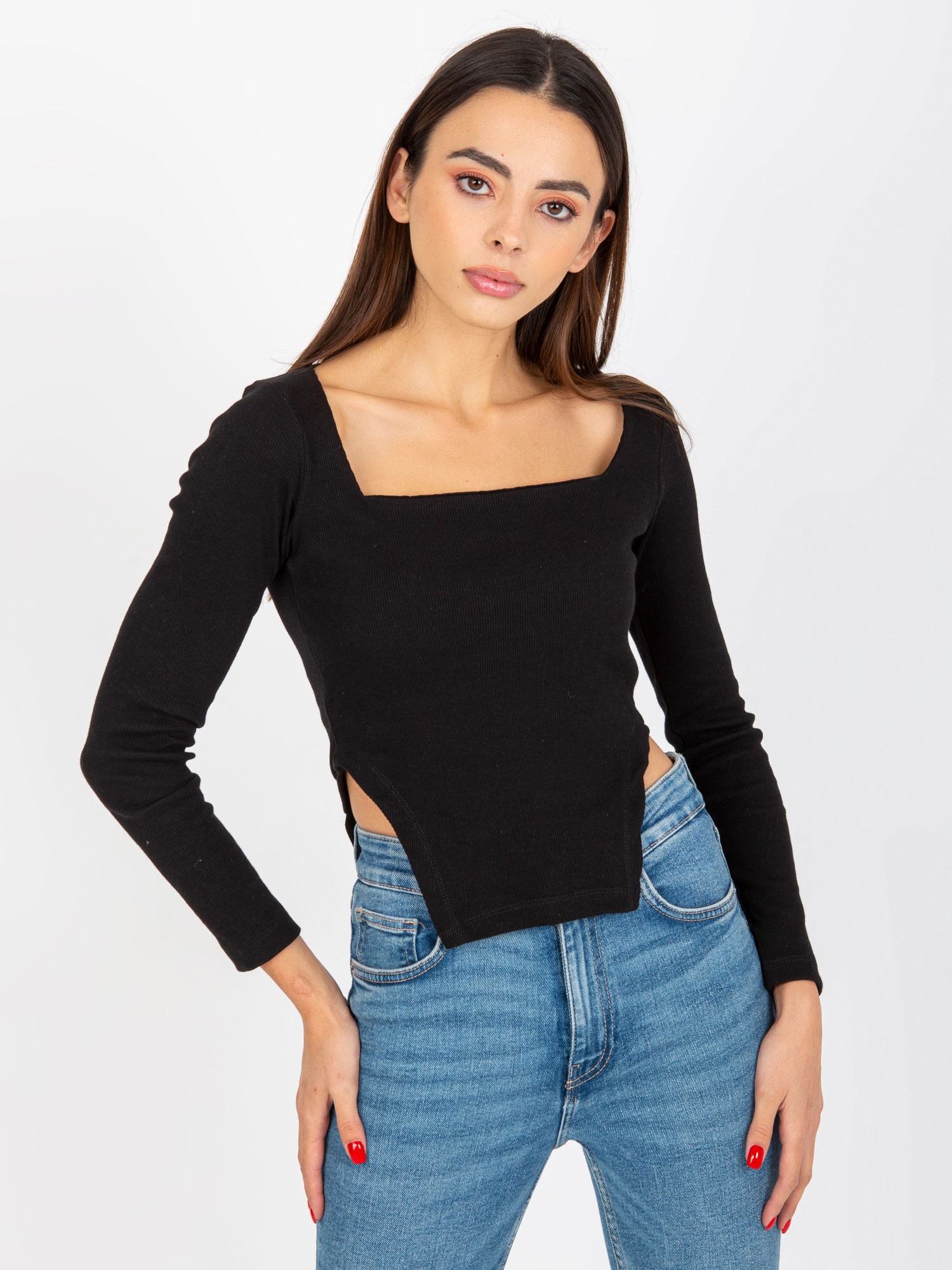 ČIERNY CROP TOP S CÍPMI A DLHÝMI RUKÁVMI -TW-BZ-BL-1005.26P-BLACK Veľkosť: L