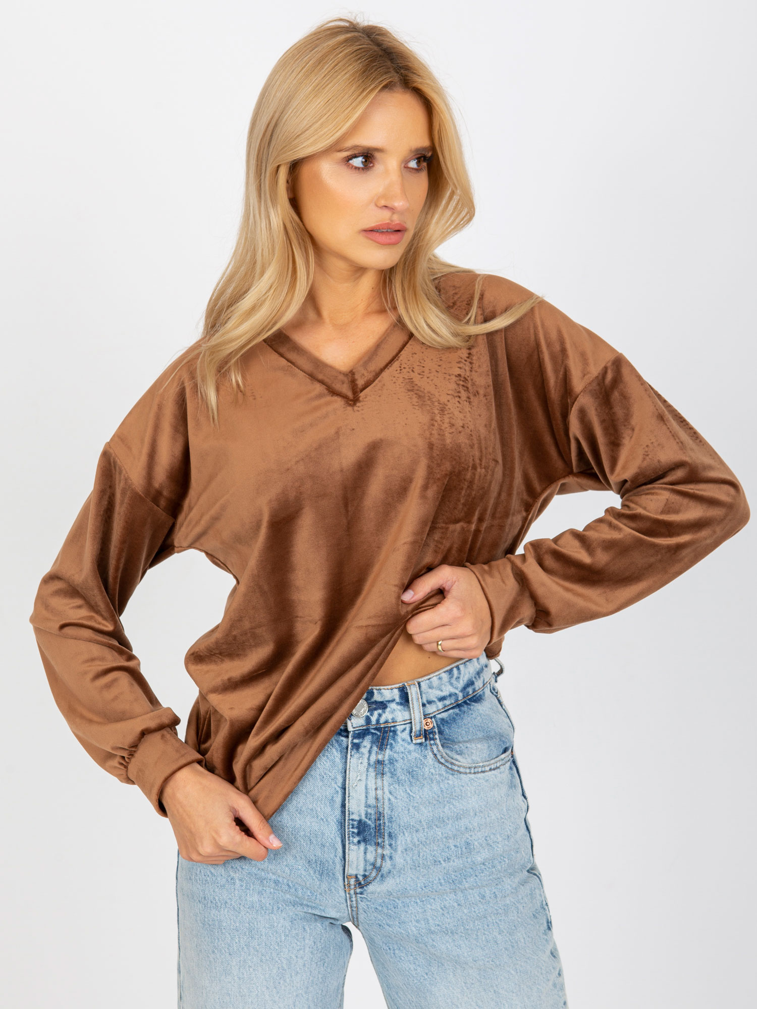 Hnedá voľná velúrová mikina -RP-BZ-8188.22Xbrown Veľkosť: S/M