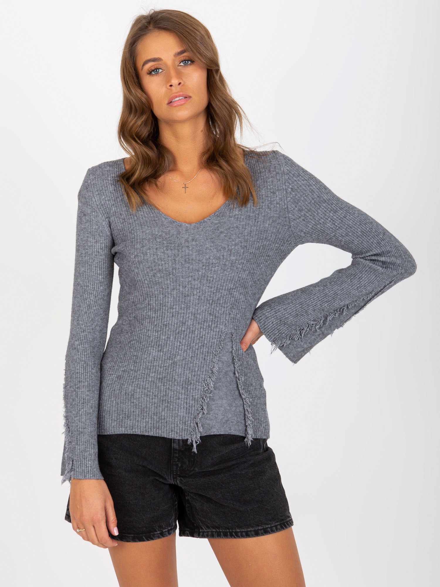 Sivý sveter s rozšírenými rukávmi VI-SW-20260.91P-dark grey Veľkosť: ONE SIZE