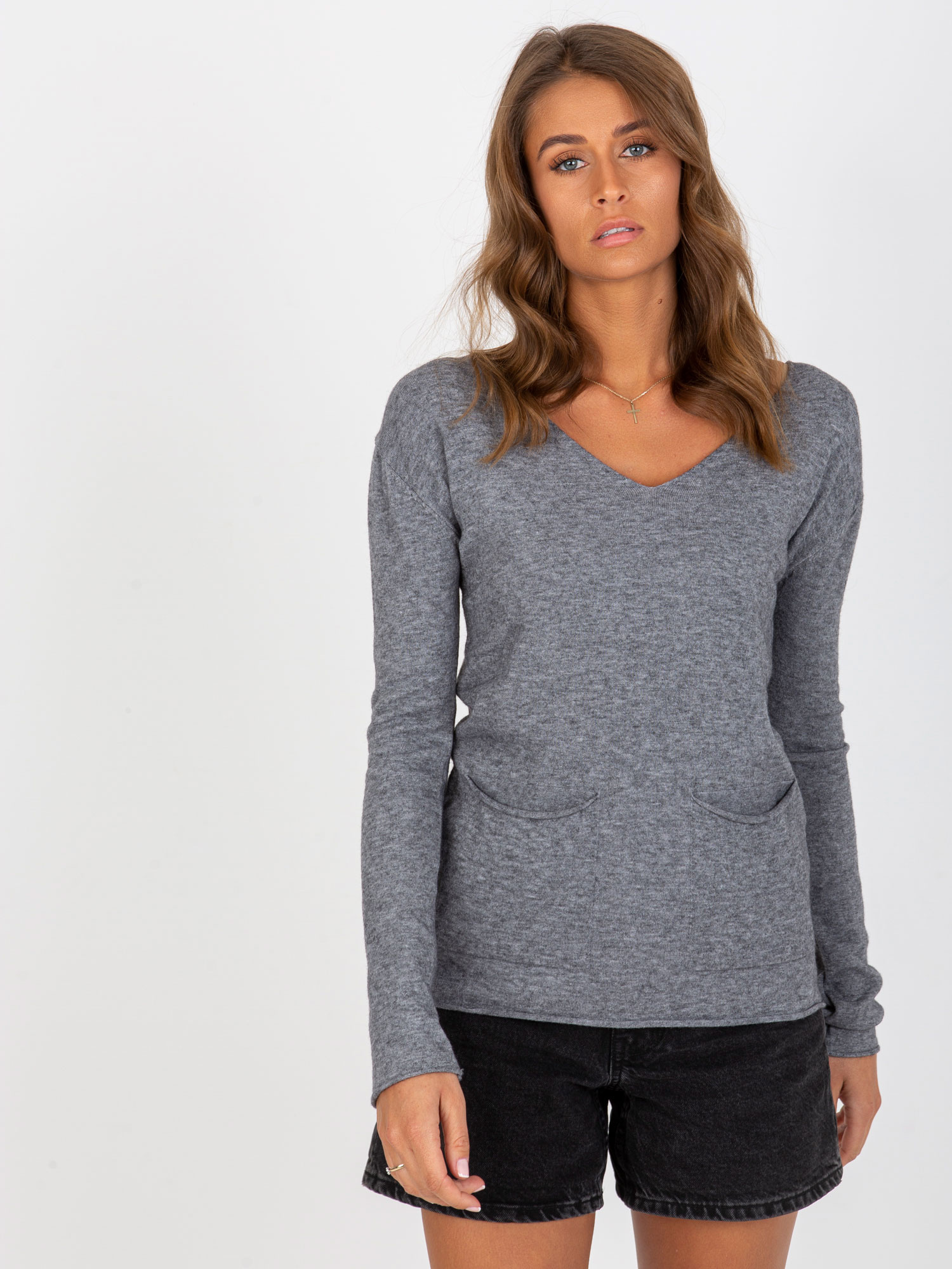 Tmavosivý sveter s vreckami VI-SW-20282.32-dark gray Veľkosť: ONE SIZE
