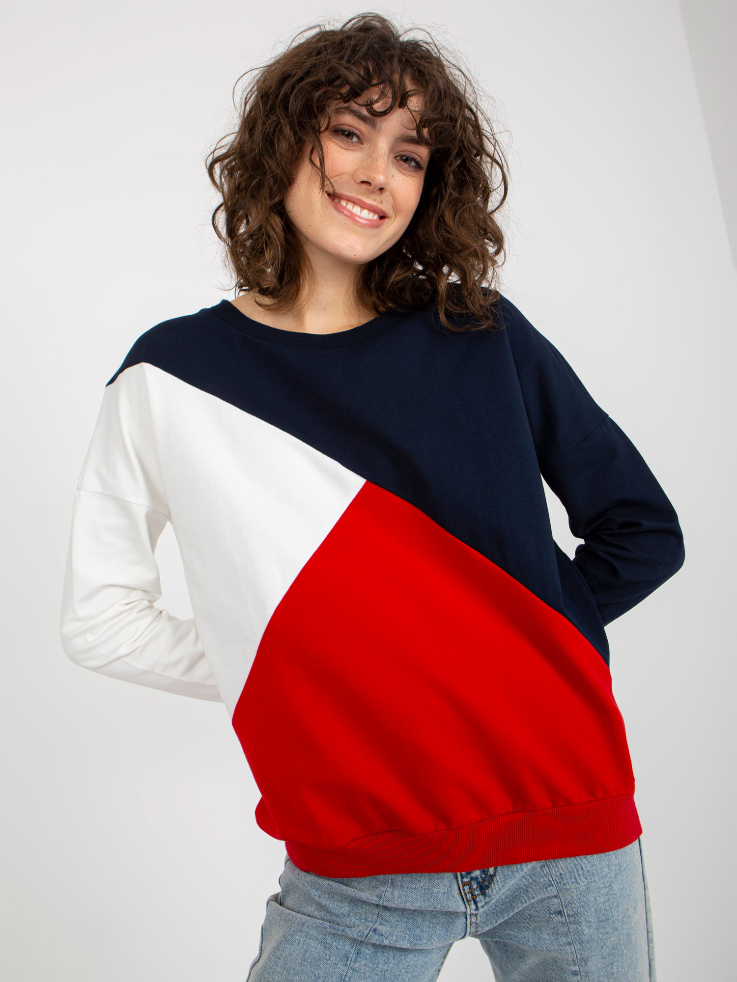 Colorblock mikina - biela/modrá/červená RV-BL-8463.41P Veľkosť: ONE SIZE