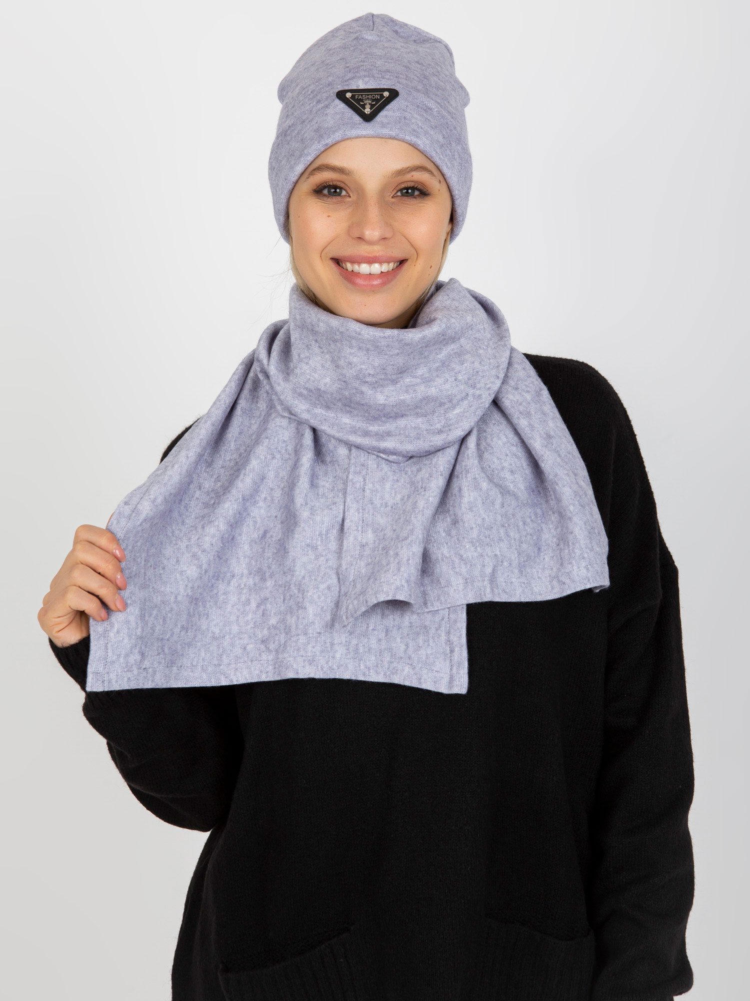 Svetlofialový komplet šála a čiapky -LK-KMPL-509140.47-light purple Veľkosť: ONE SIZE