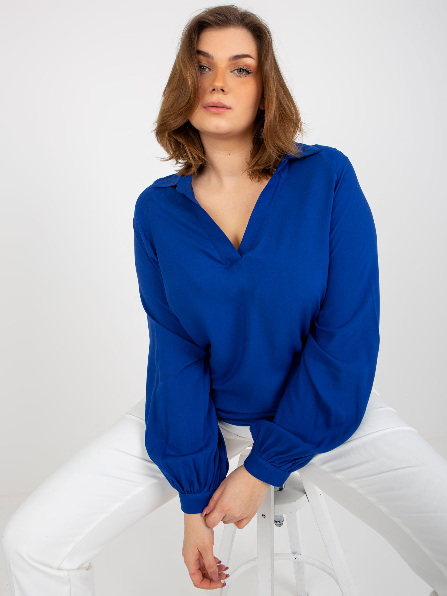 Modrá jemná viskózová košeľa LK-KS-509032.88P-blue Veľkosť: M/L