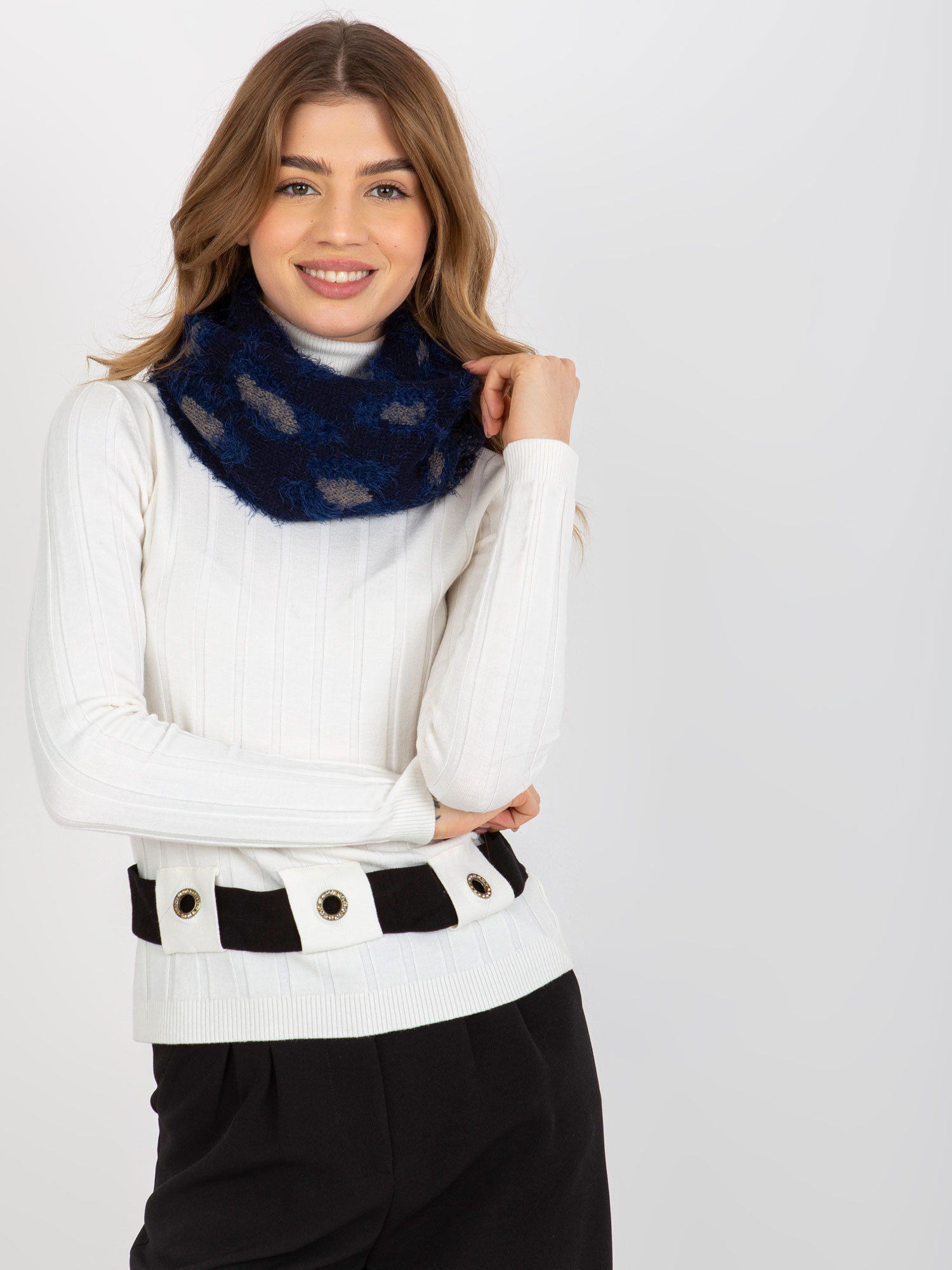 Tmavomodrý šál s tigrím vzorom AT-KM-ENEC-B63-2.26P-dark blue Veľkosť: ONE SIZE