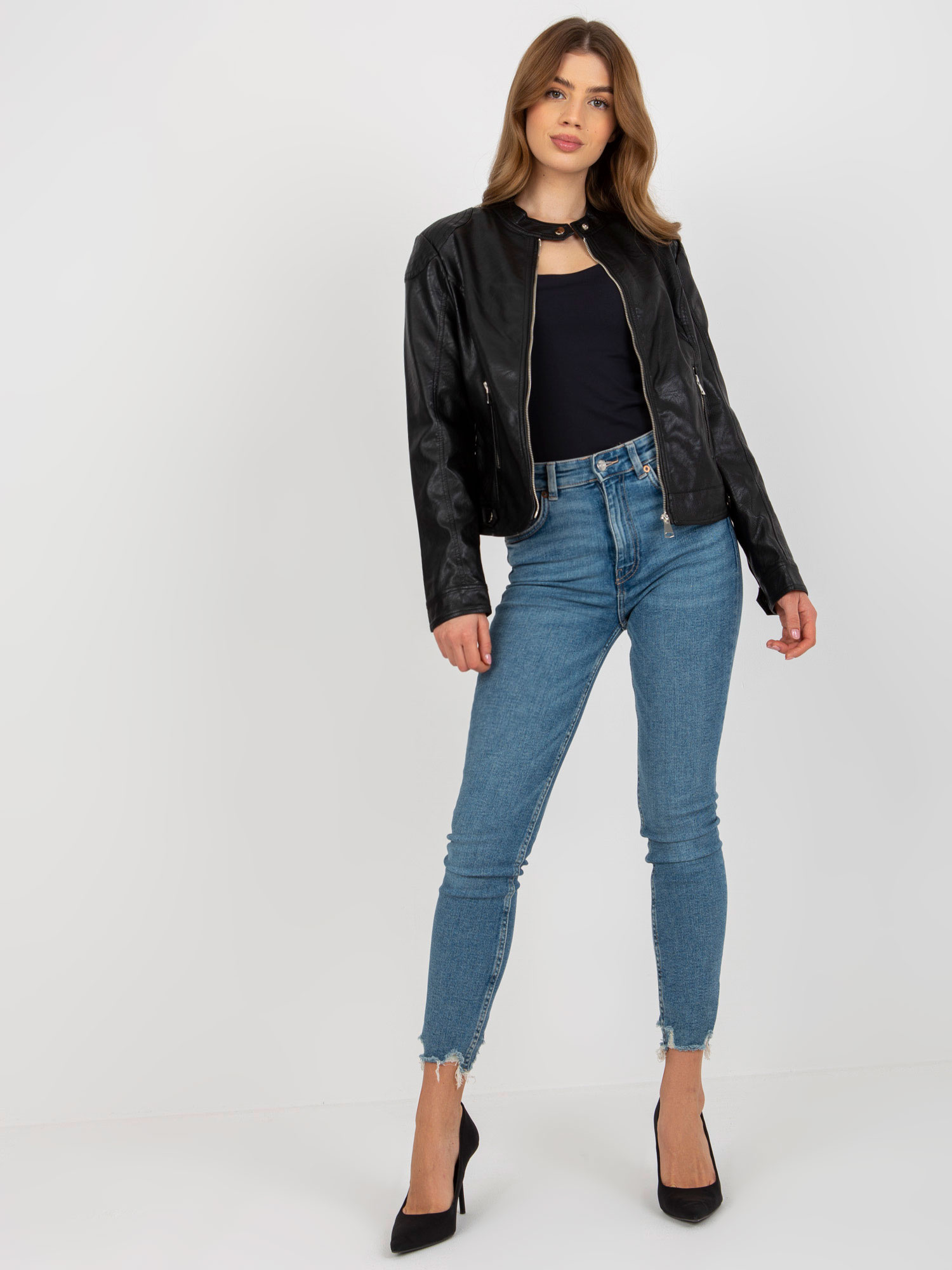 Čierna koženková bunda s vreckami -NM-KR-R23-2050.97P-black Veľkosť: S