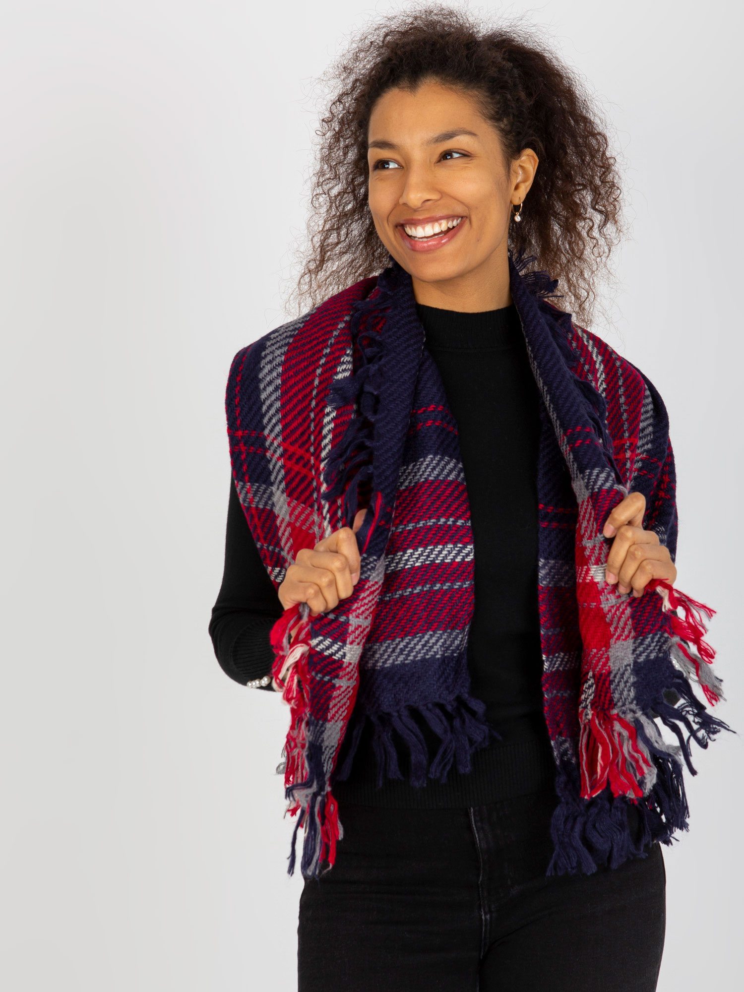 Tmavomodro-červený šál so vzorom AT-CH-17501-1.57-dark blue red Veľkosť: ONE SIZE