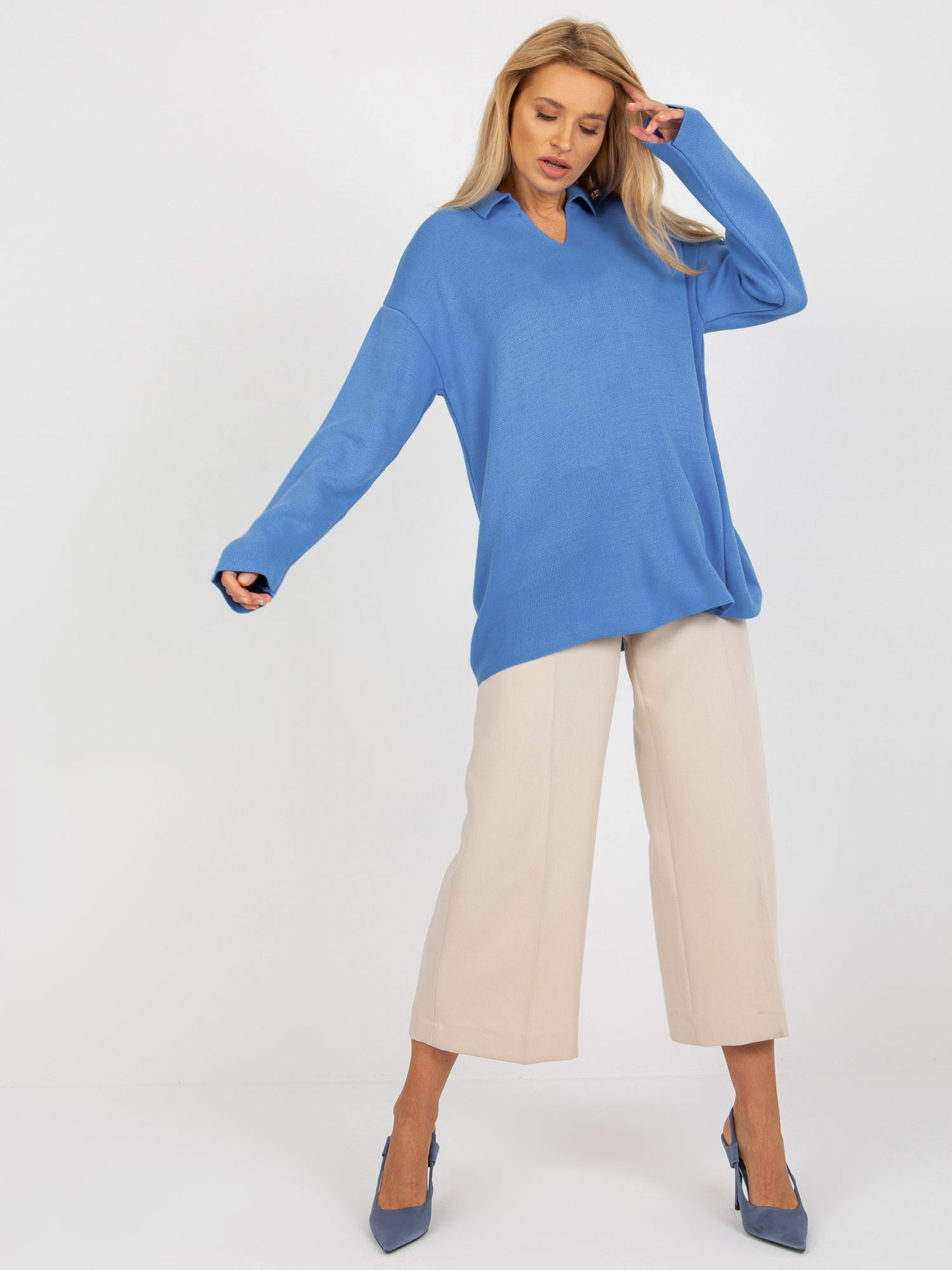 Modrý jednofarebný voľný sveter LC-SW-2261.00P-blue Veľkosť: ONE SIZE
