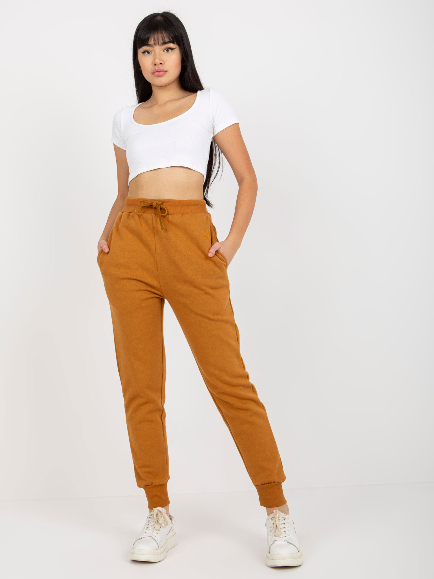 Svetlohnedé úzke tepláky TW-SP-2003.02-light brown Veľkosť: XL