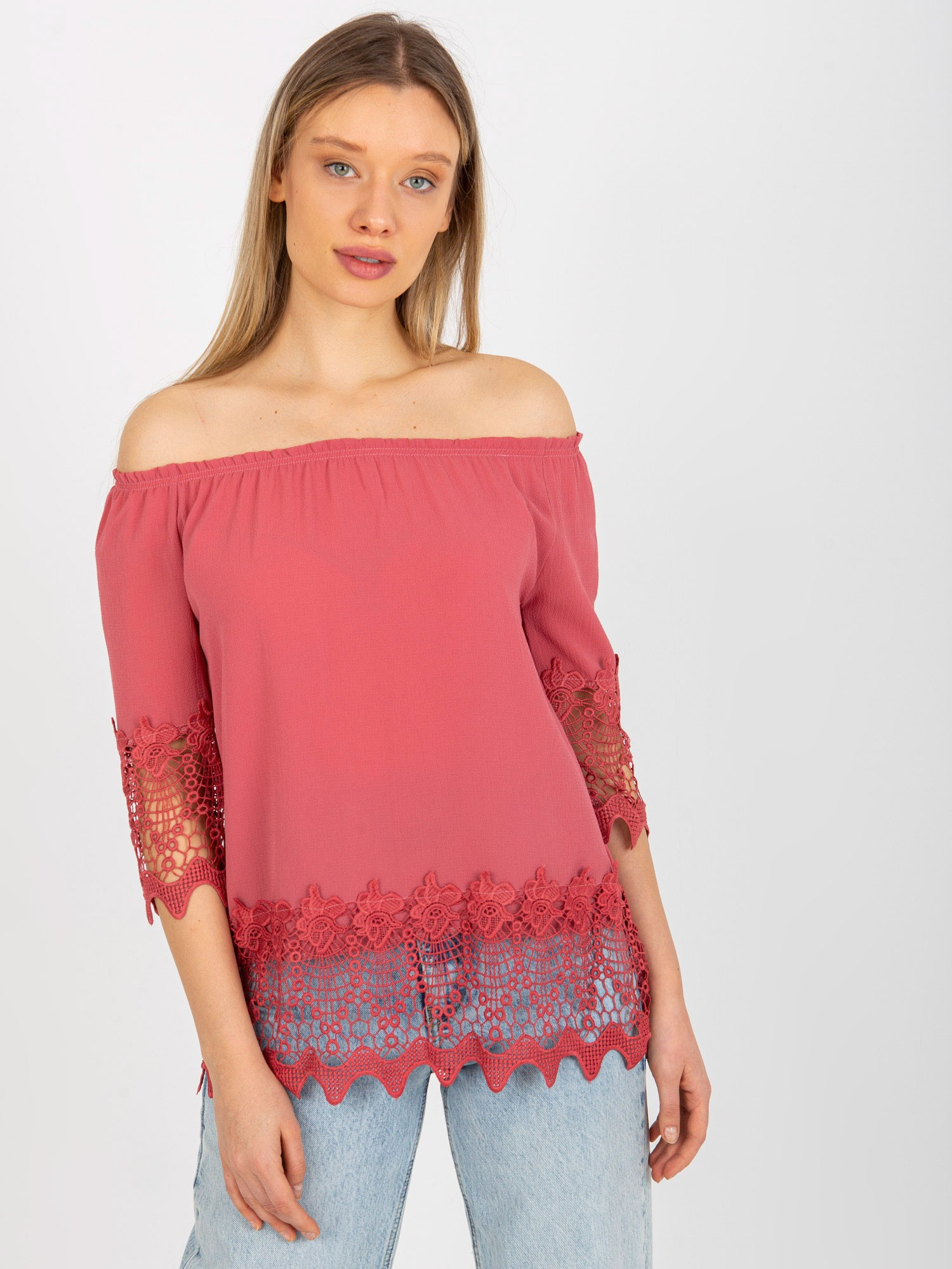 Tmavoružová blúzka s čipkou LK-BZ-506188.32X-dark pink Veľkosť: 42