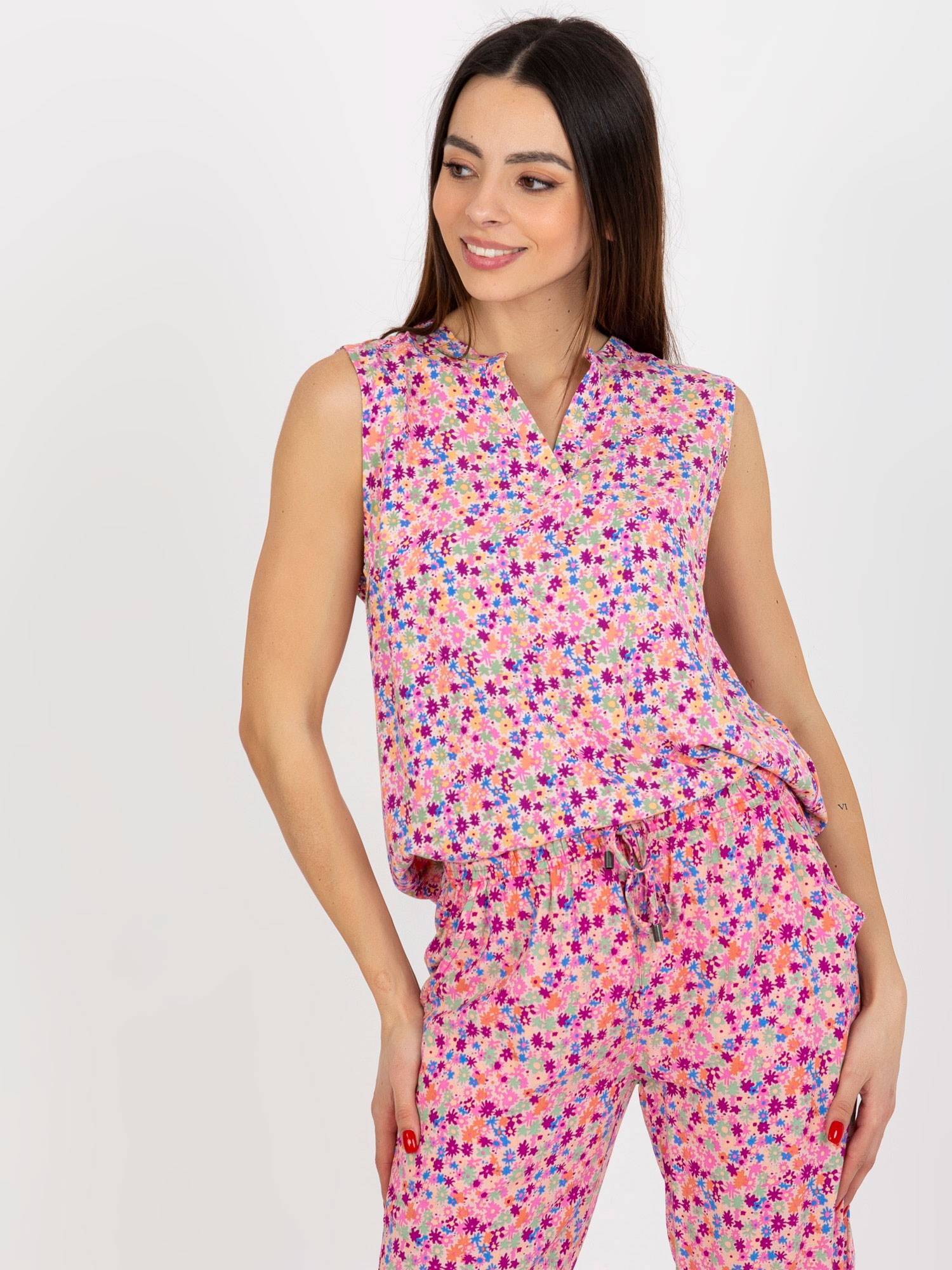 Ružová blúzka so vzorom bez rukávov D73771R11115A-pink Veľkosť: M