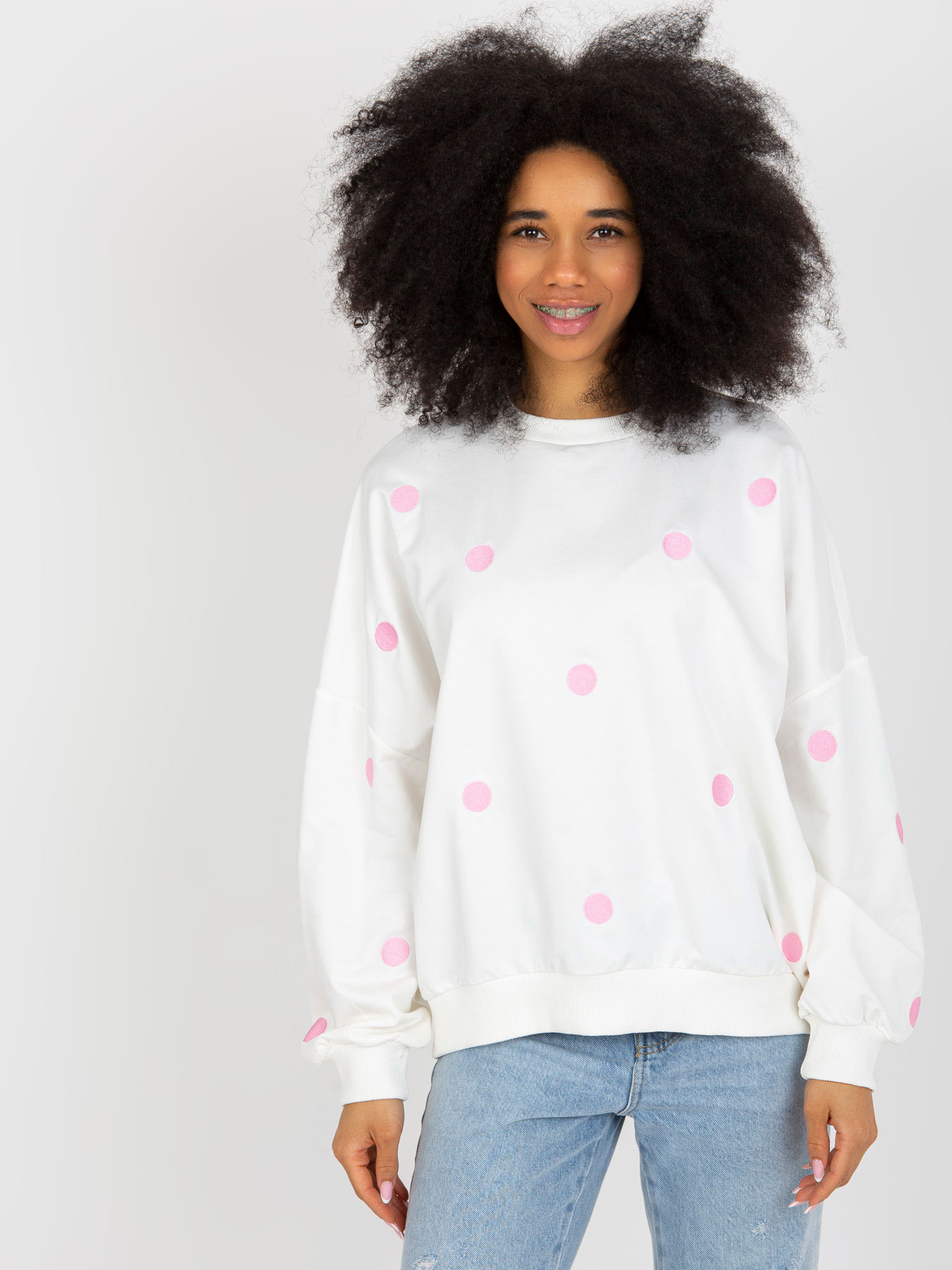 Smotanová mikina s bodkami bez kapucne -FA-BL-8560.11-ecru Veľkosť: ONE SIZE