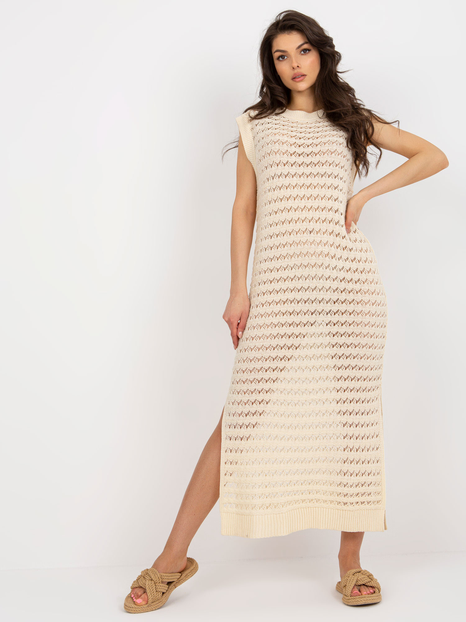Svetlobéžové priesvitné pletené šaty bez rukávov BA-SK-9003.47P-light beige Veľkosť: ONE SIZE