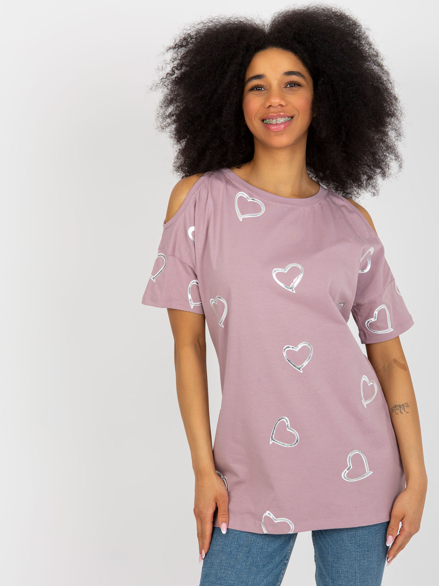 Svetlofialové tričko so srdiečkami a s odhalenými ramenami -FA-BZ-8452.77-violet Veľkosť: ONE SIZE