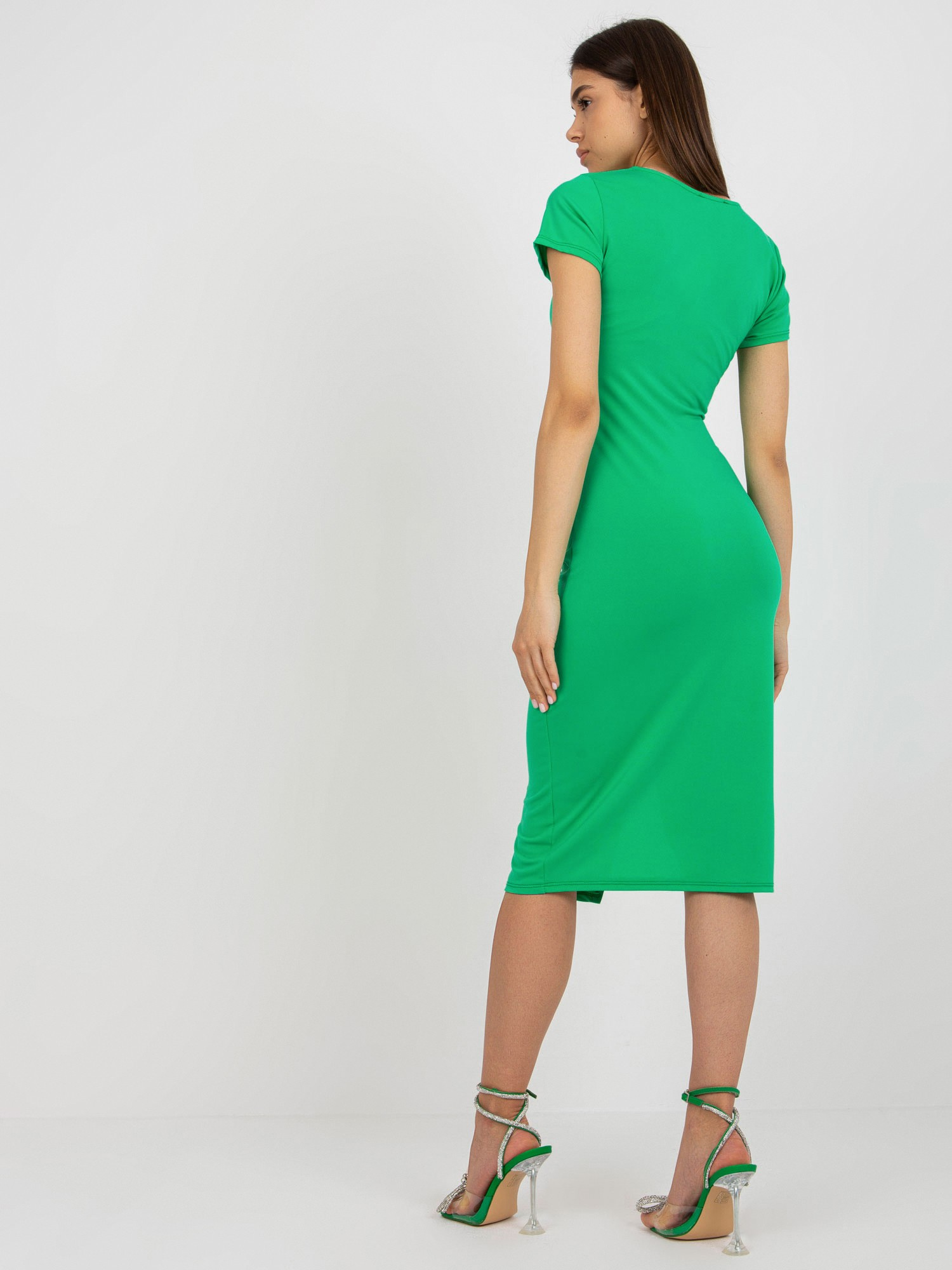 Zelené riasené midi šaty s rozparkom DHJ-SK-17253.38X-green Veľkosť: ONE SIZE