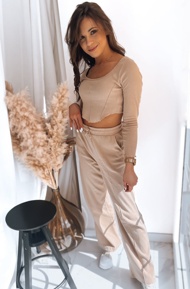 Svetlobéžový komplet nohavíc a krátkeho topu EMILIO AY0857 Veľkosť: S