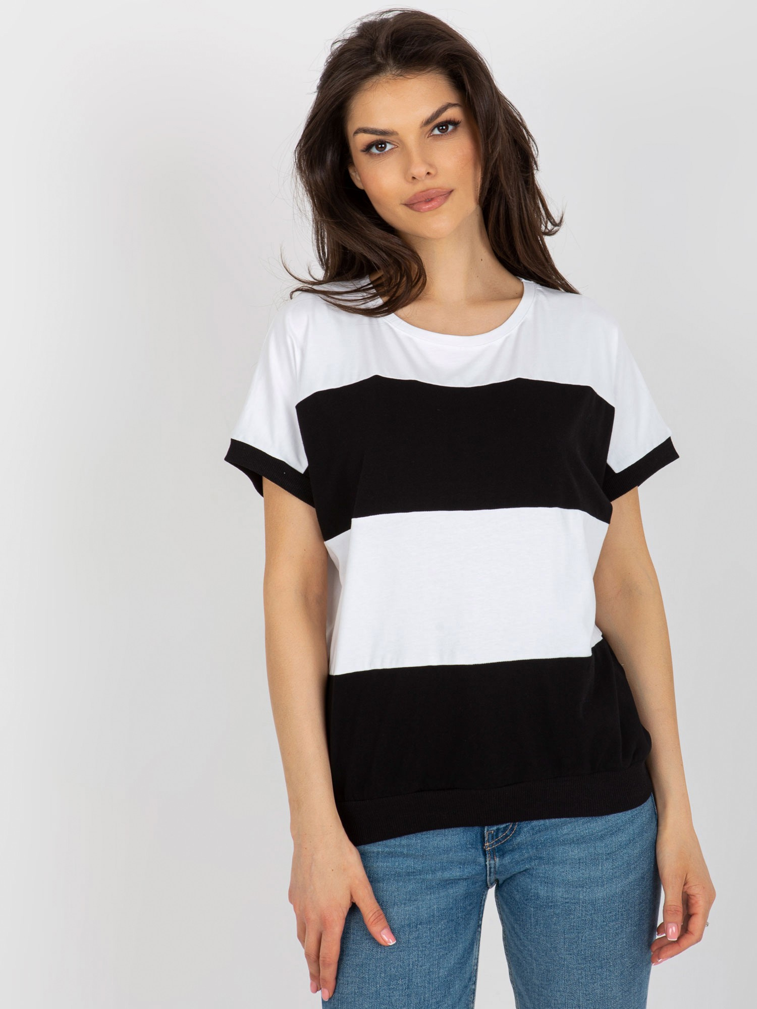 Bielo-čierne pruhované tričko RV-BZ-8640.36X-white-black Veľkosť: L/XL