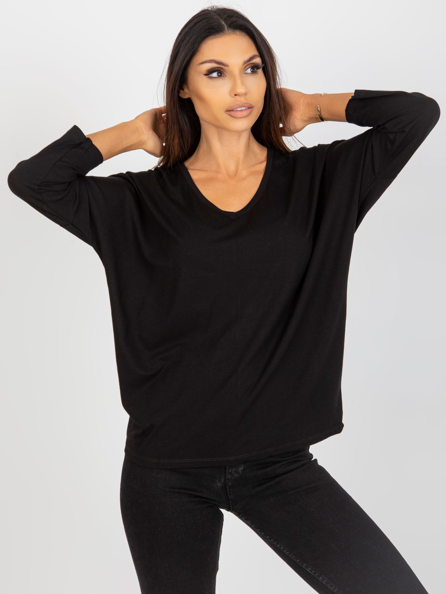 Čierna jednofarebná blúzka s 3/4 rukávom RV-BZ-7663.05-black Veľkosť: ONE SIZE