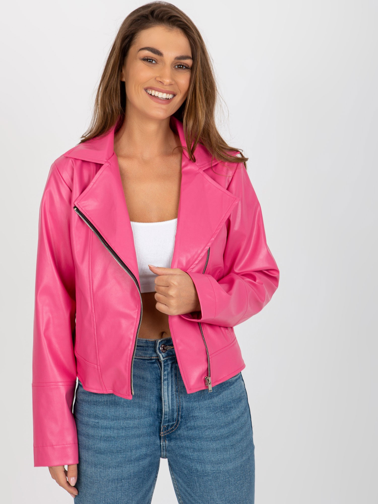 Ružová kratšia koženková bunda LK-KR-509989.46P-pink Veľkosť: L/XL