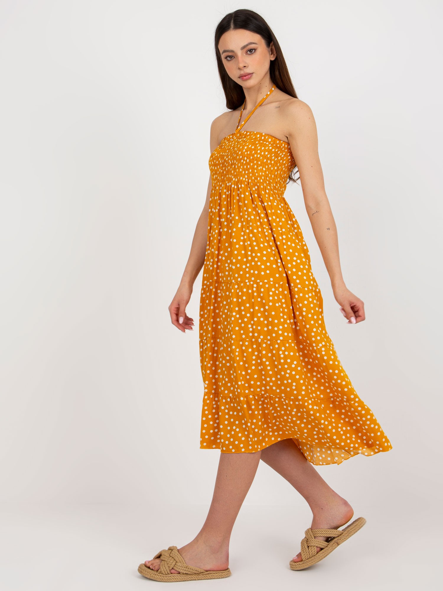 Horčicové bodkované midi šaty bez ramienok -GL-SK-J6062.35P-mustard Veľkosť: S/M